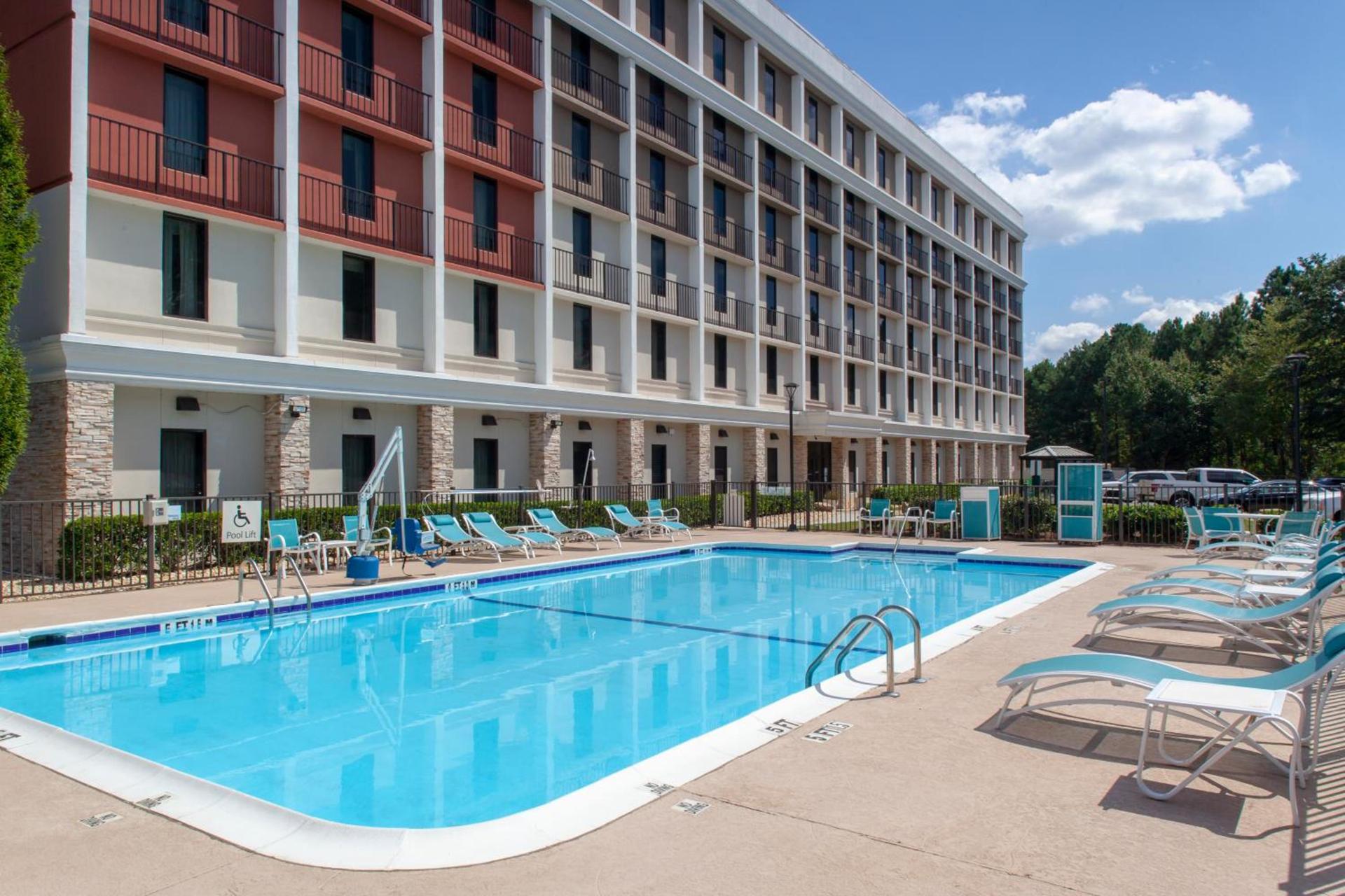 Holiday Inn Express Atlanta Airport-College Park by IHG photo 2