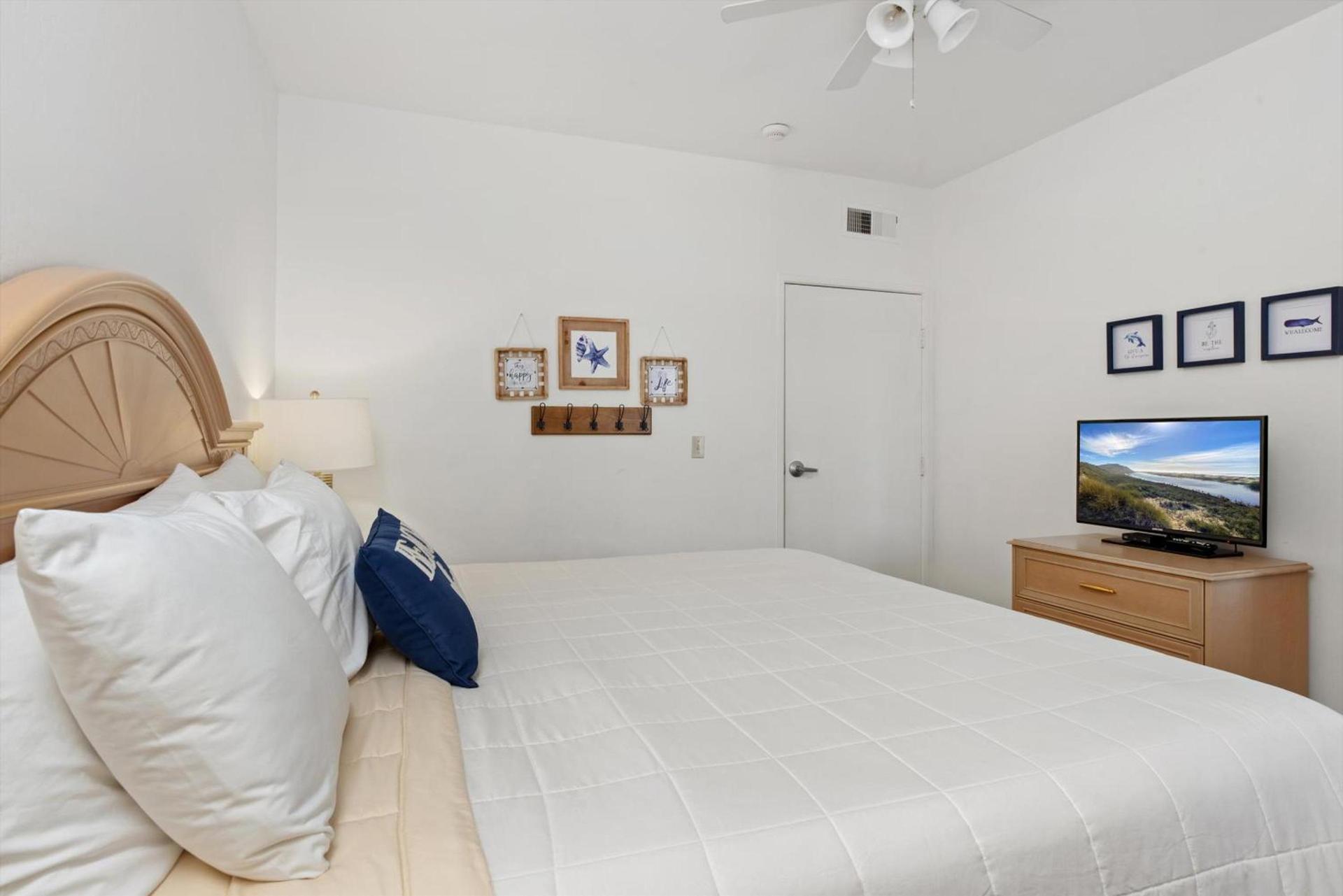 Beach House Inn & Suites photo 37