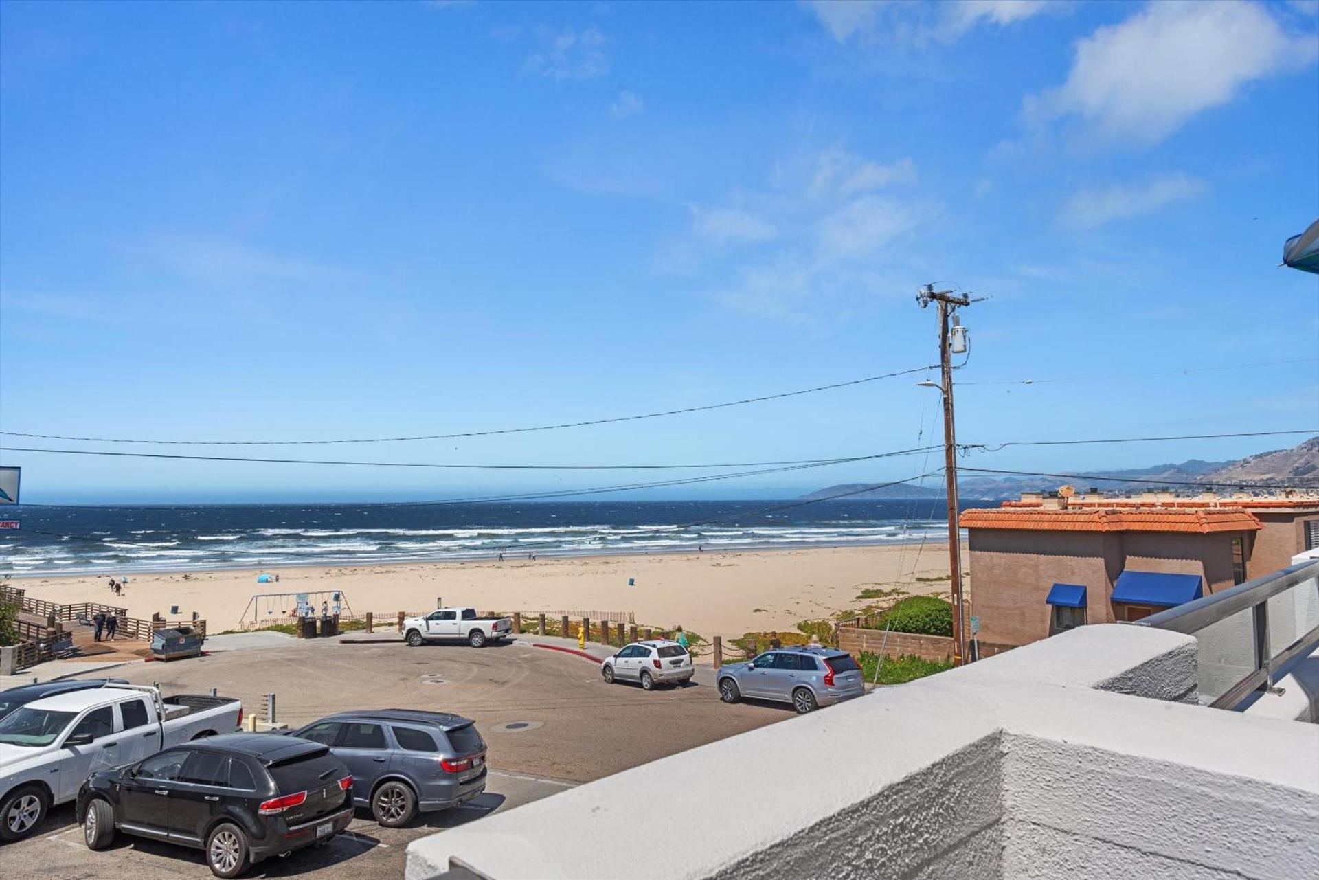 Beach House Inn & Suites photo 50
