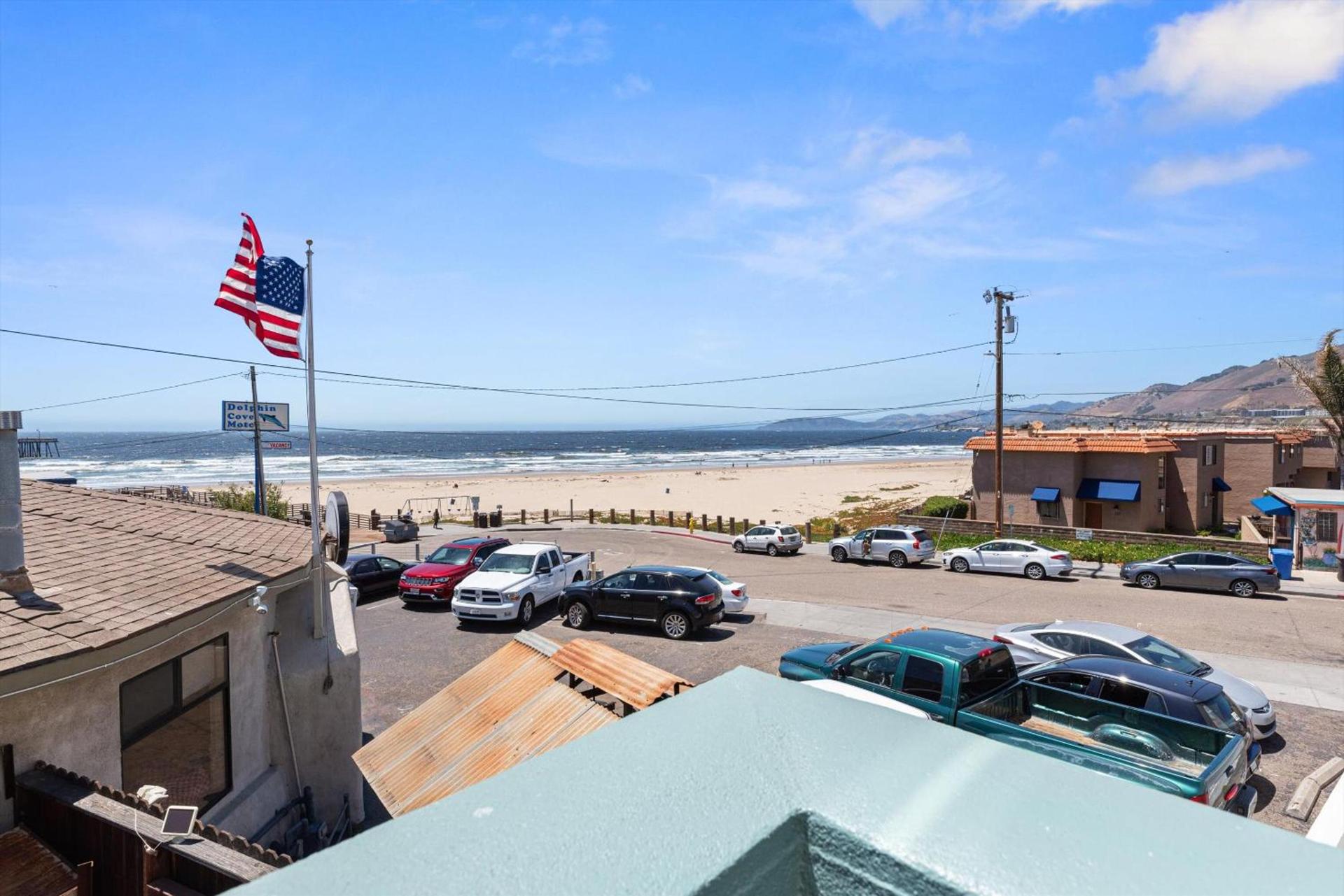 Beach House Inn & Suites photo 15