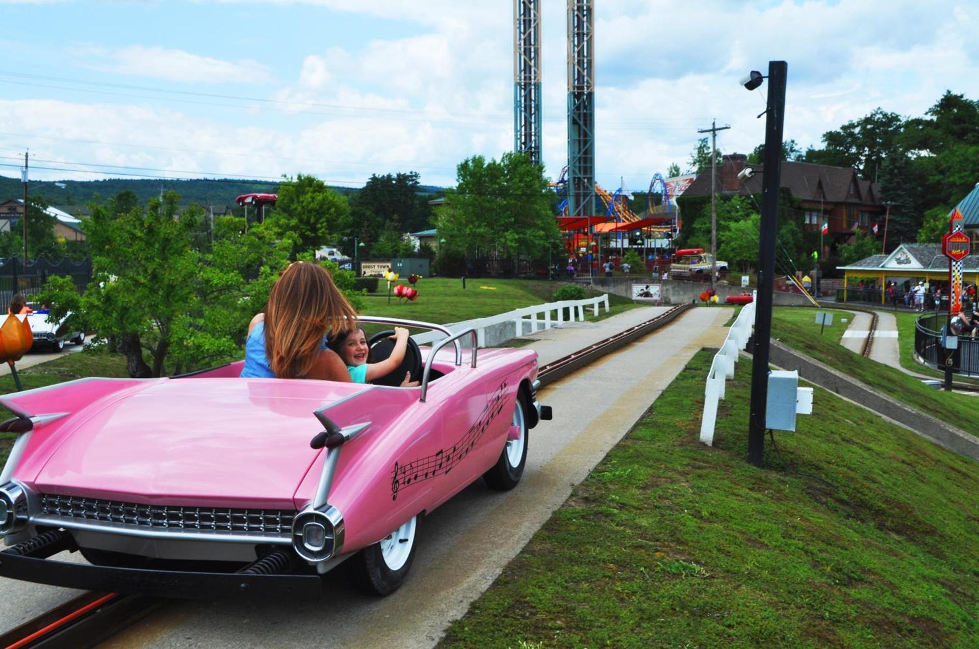 Six Flags Great Escape Lodge & Indoor Waterpark photo 51