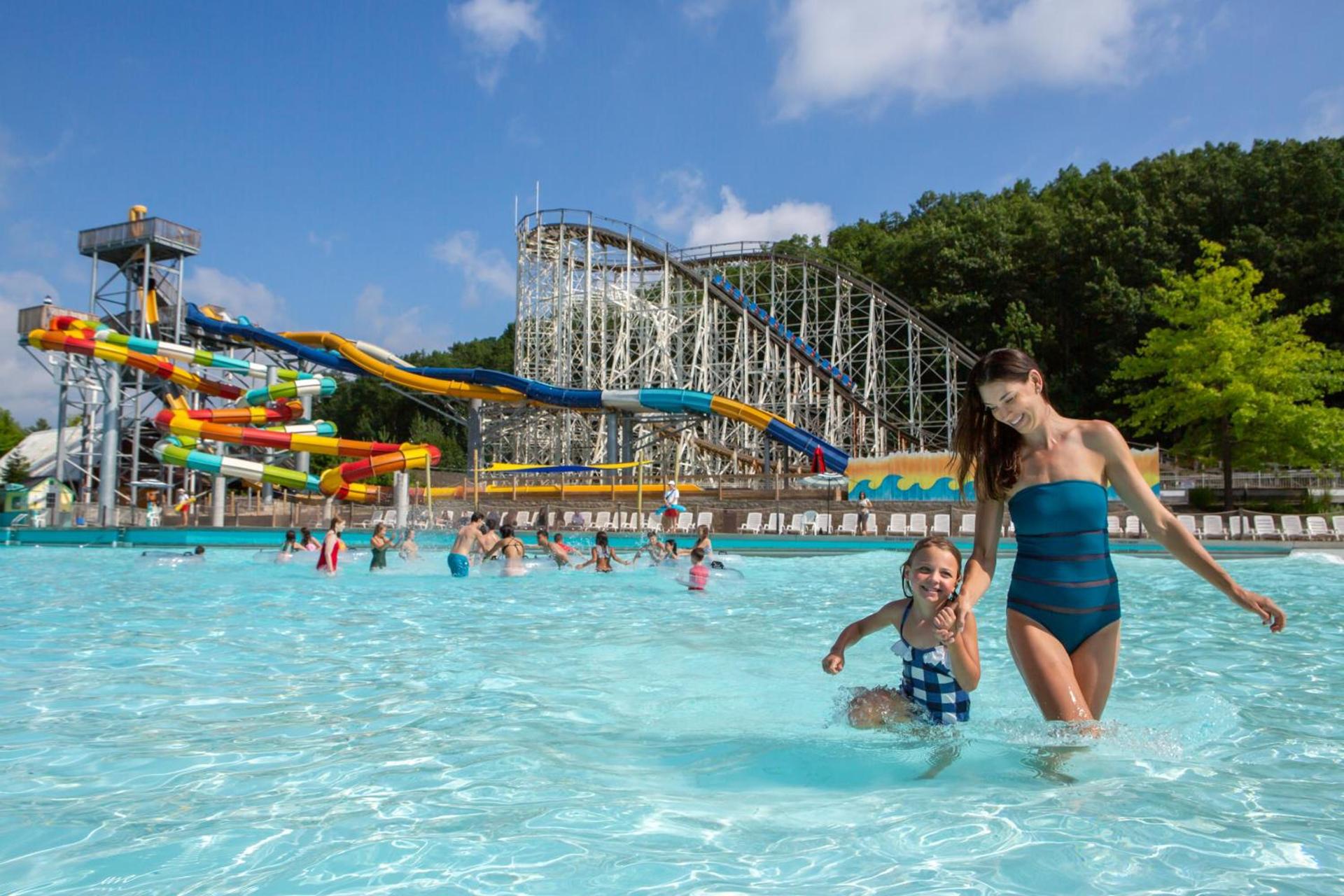 Six Flags Great Escape Lodge & Indoor Waterpark photo 55
