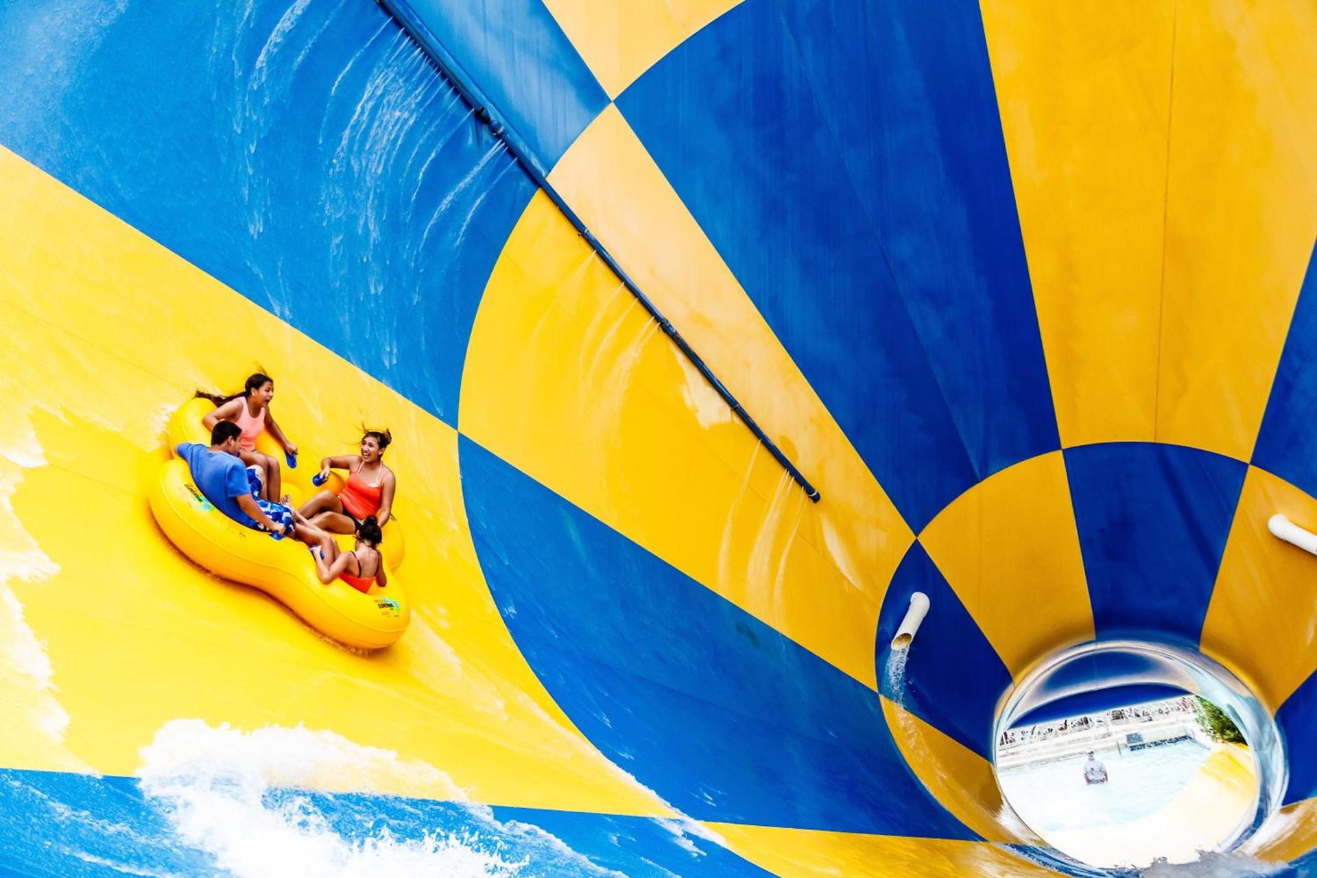 Six Flags Great Escape Lodge & Indoor Waterpark photo 56