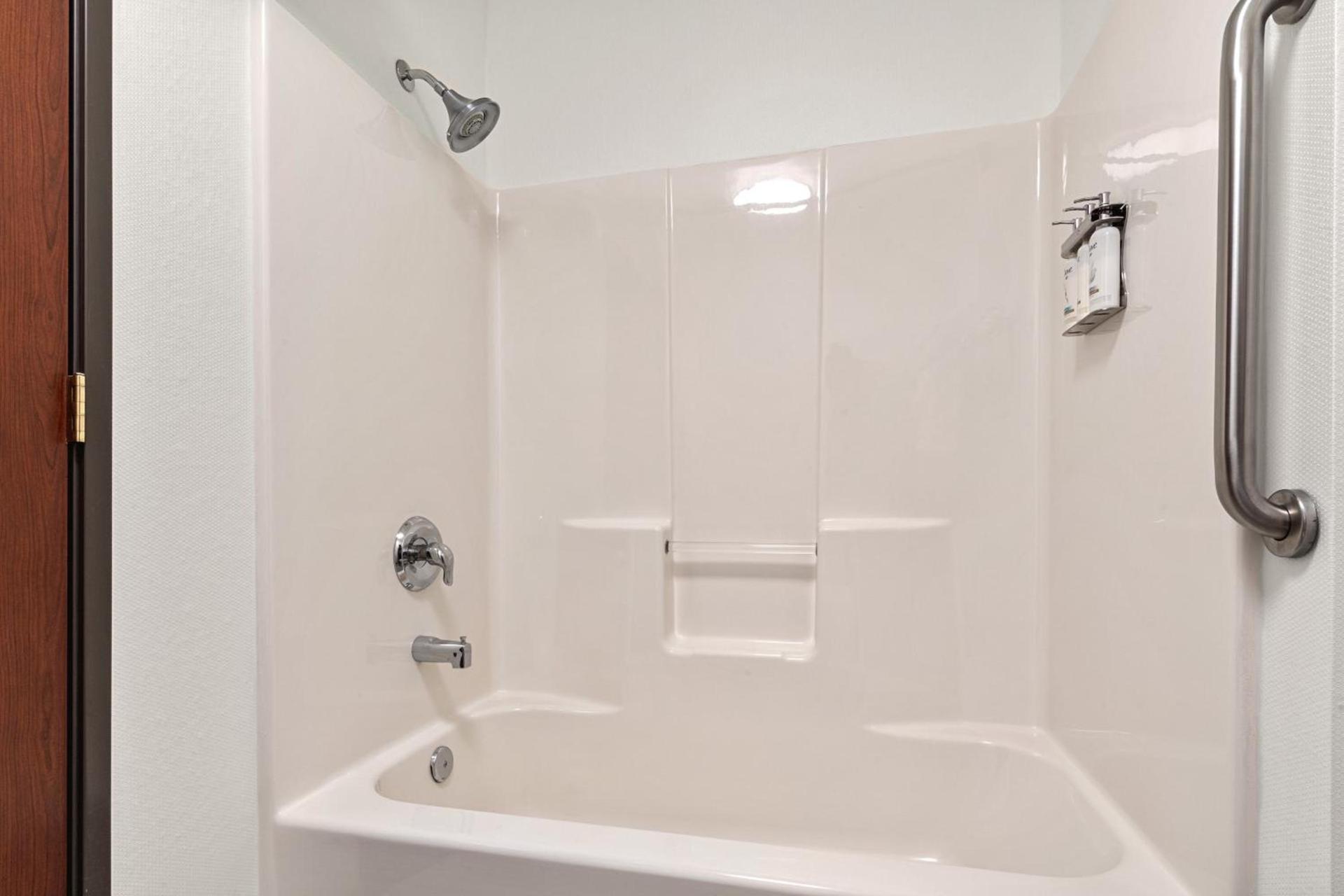 Holiday Inn Express Wenatchee by IHG photo 13