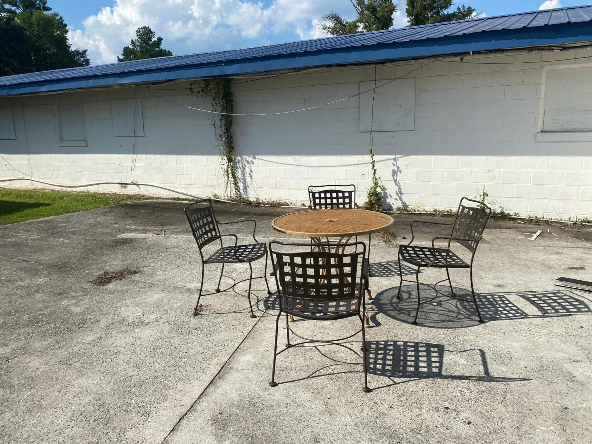 Budget inn photo 5