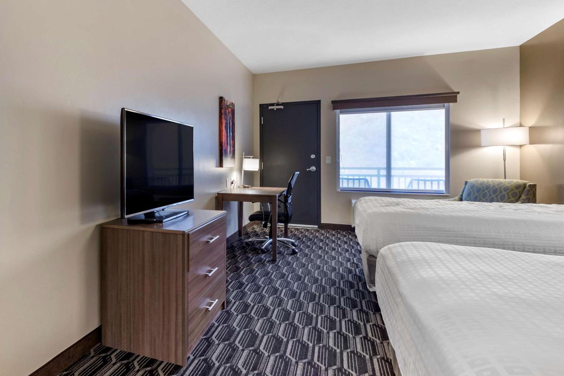 Best Western Plus Zion Canyon Inn & Suites photo 42