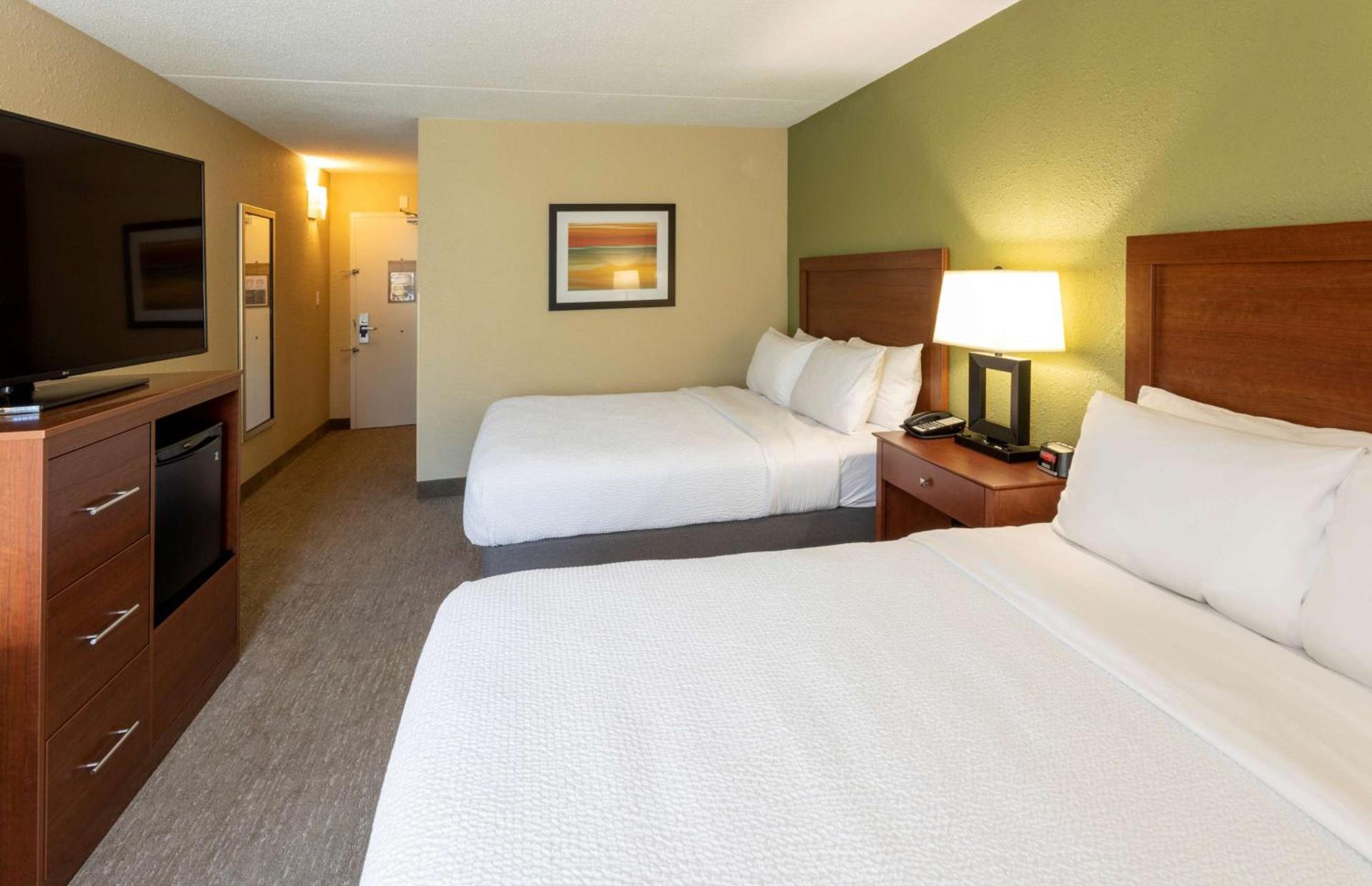 Best Western Fairmont photo 13
