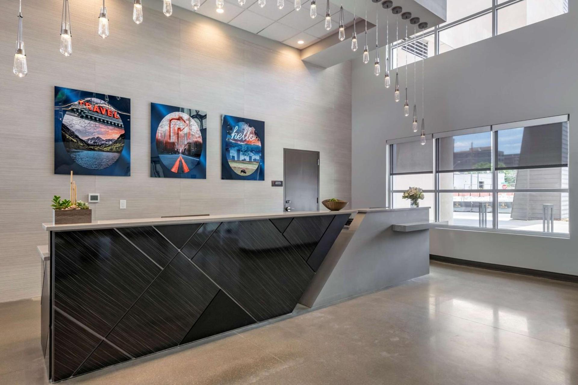 Vīb Hotel by Best Western Denver RiNo photo 4