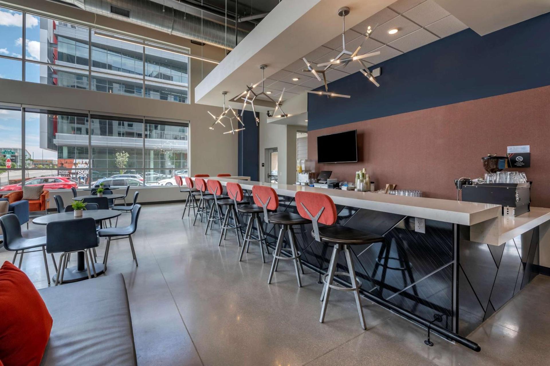 Vīb Hotel by Best Western Denver RiNo photo 7