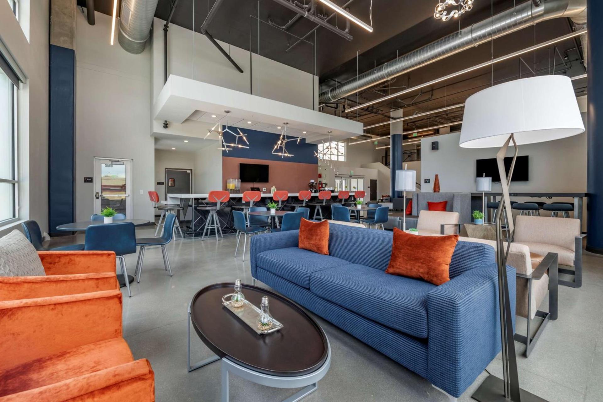 Vīb Hotel by Best Western Denver RiNo photo 8