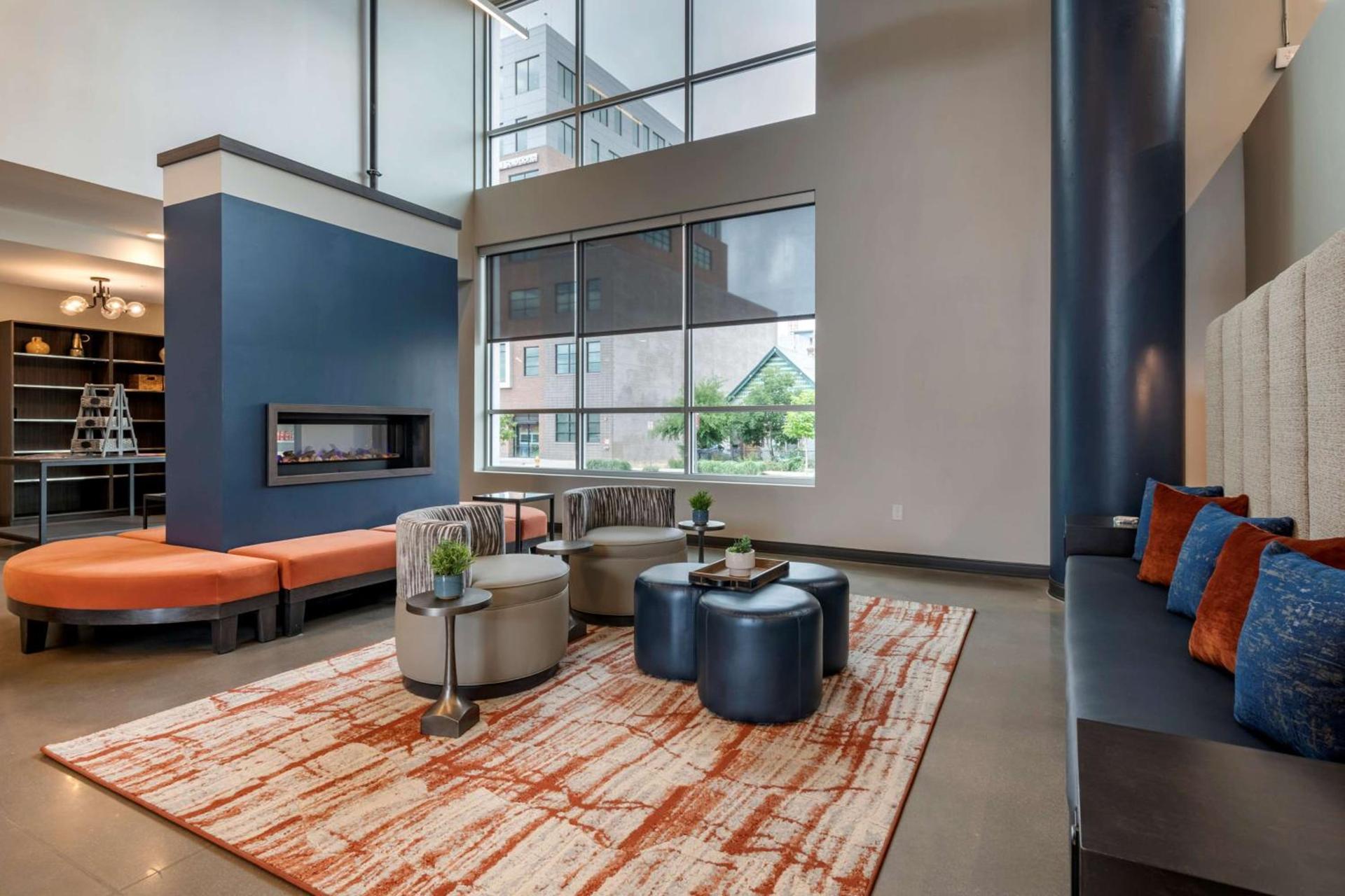 Vīb Hotel by Best Western Denver RiNo photo 2