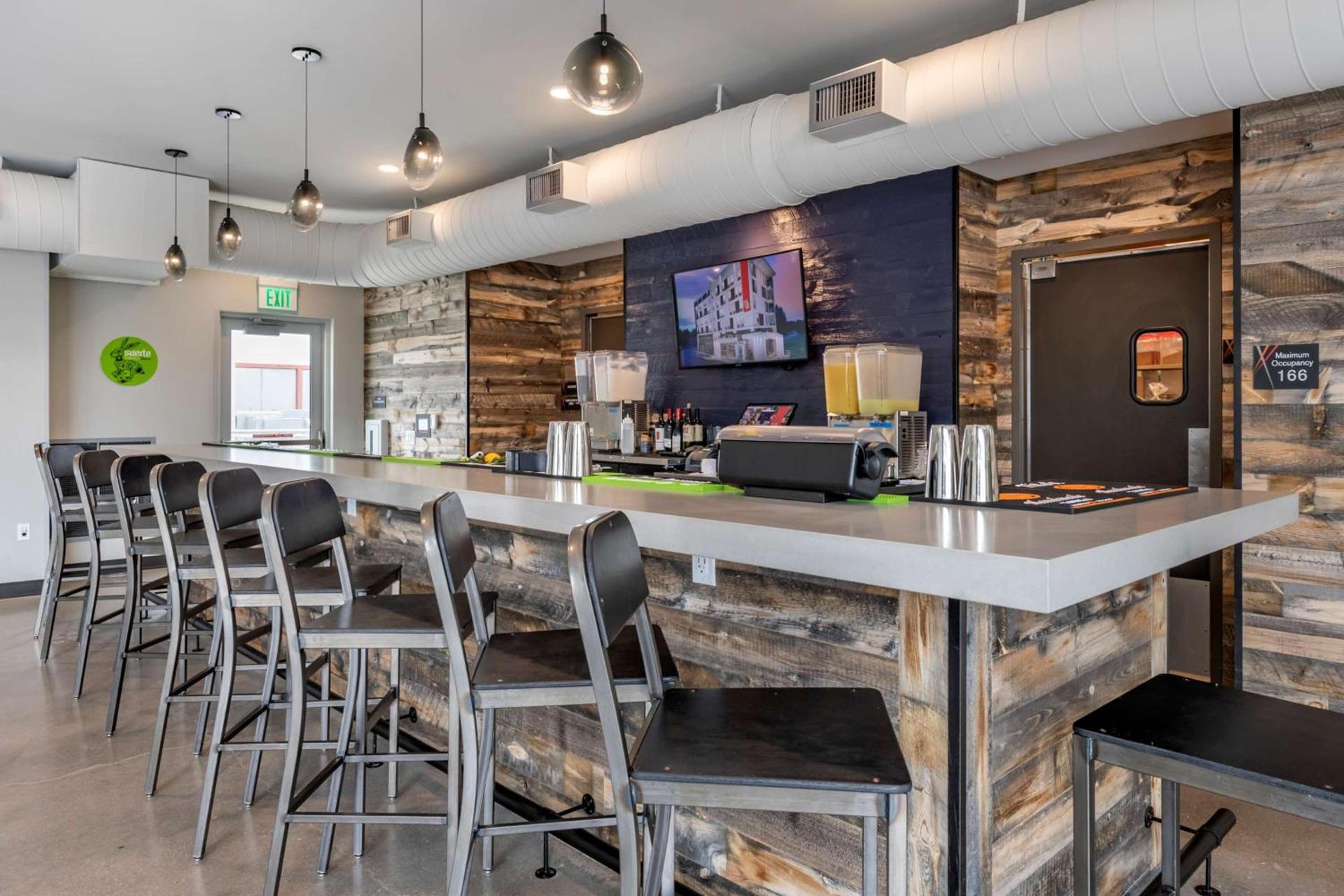 Vīb Hotel by Best Western Denver RiNo photo 9