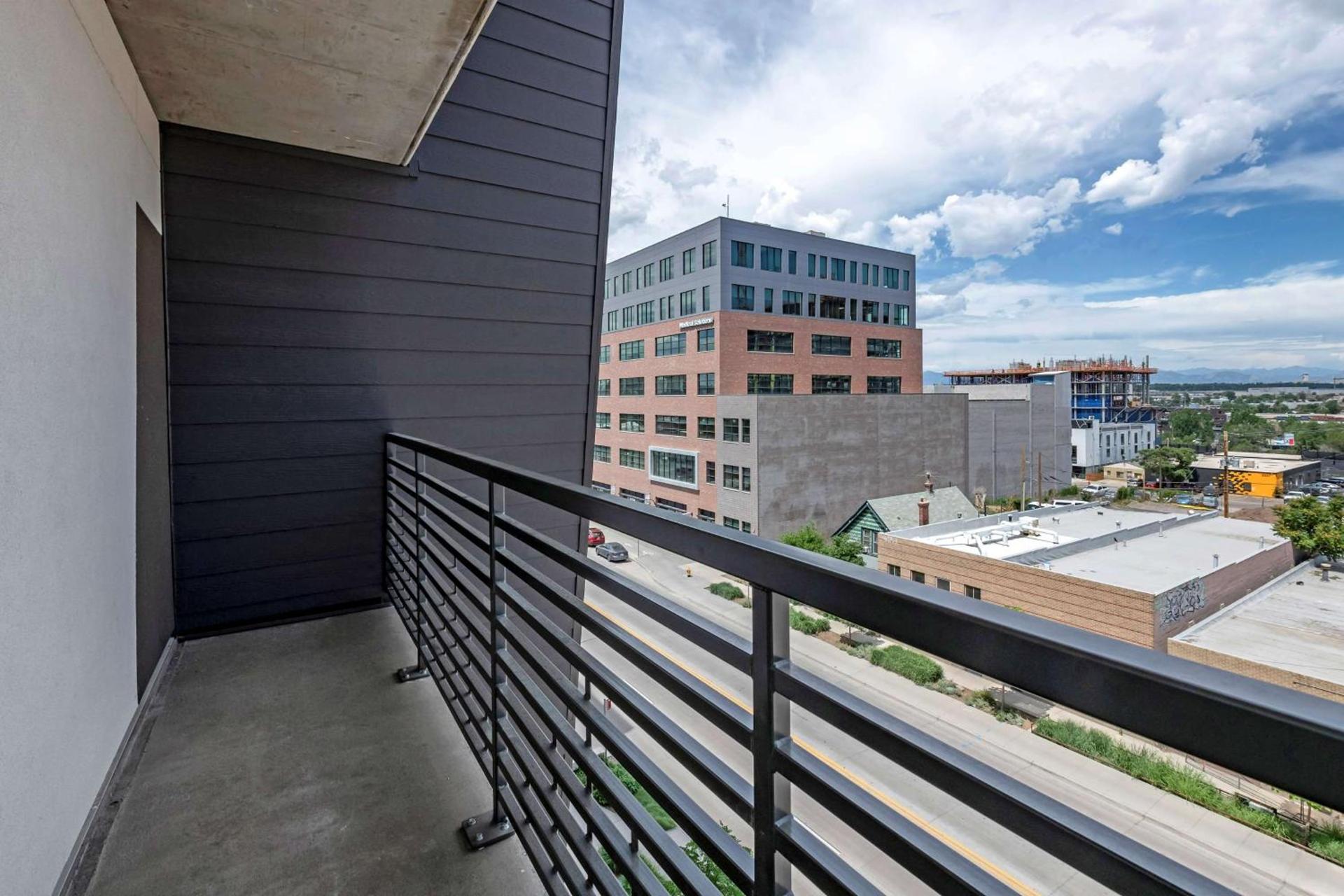 Vīb Hotel by Best Western Denver RiNo photo 22