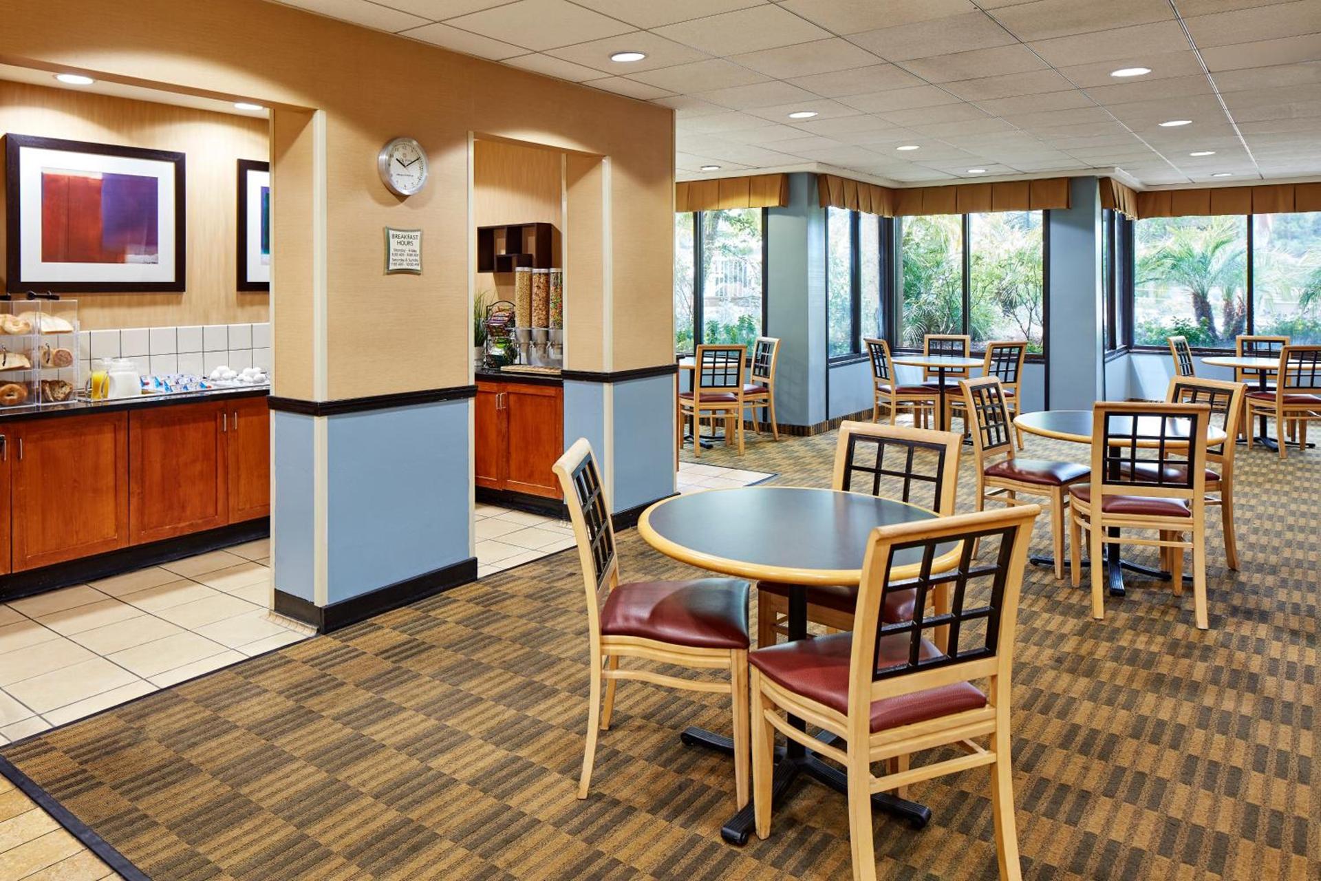 La Quinta by Wyndham Thousand Oaks-Newbury Park photo 38