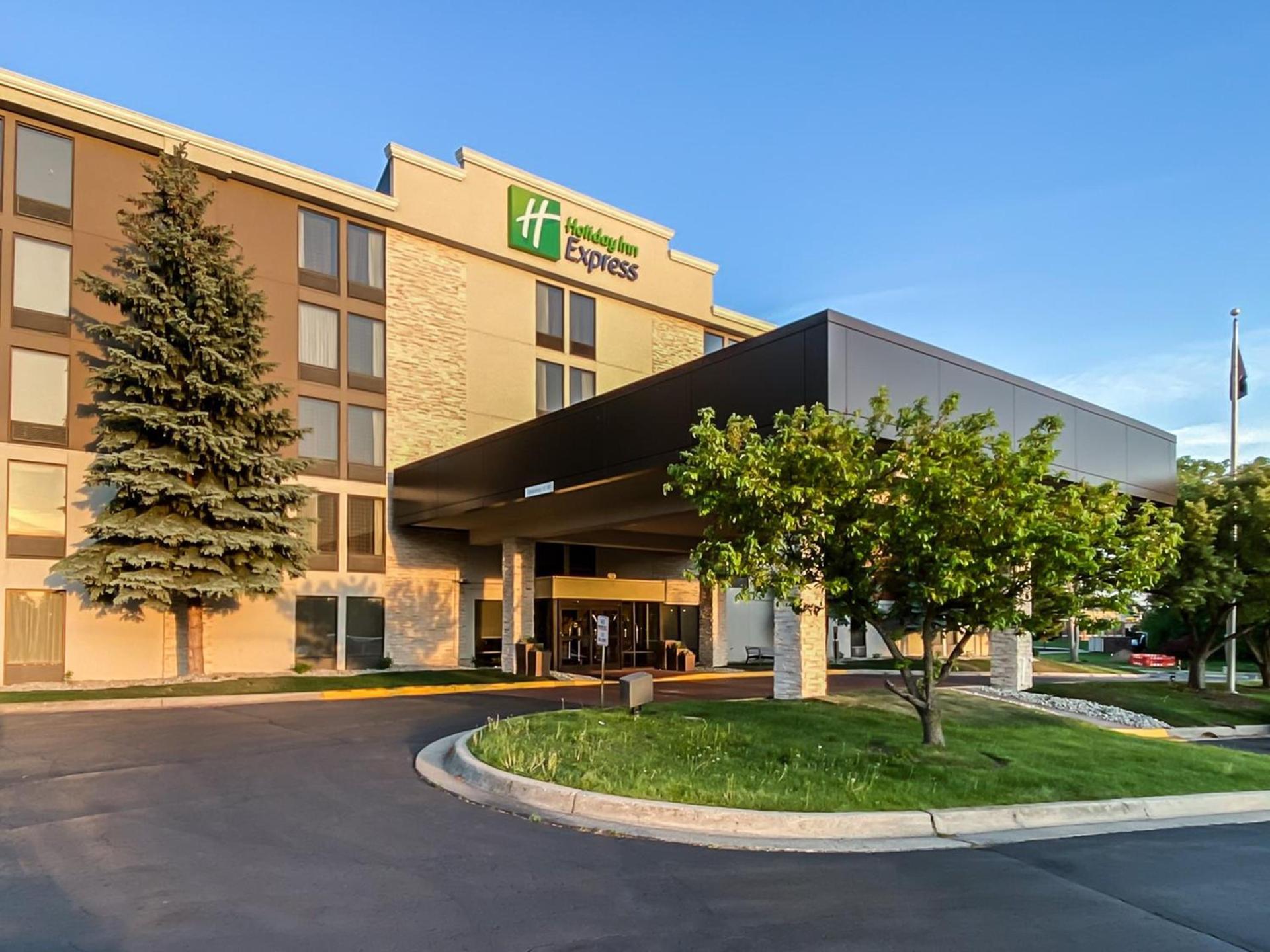 Holiday Inn Express Flint-Campus Area by IHG photo 40