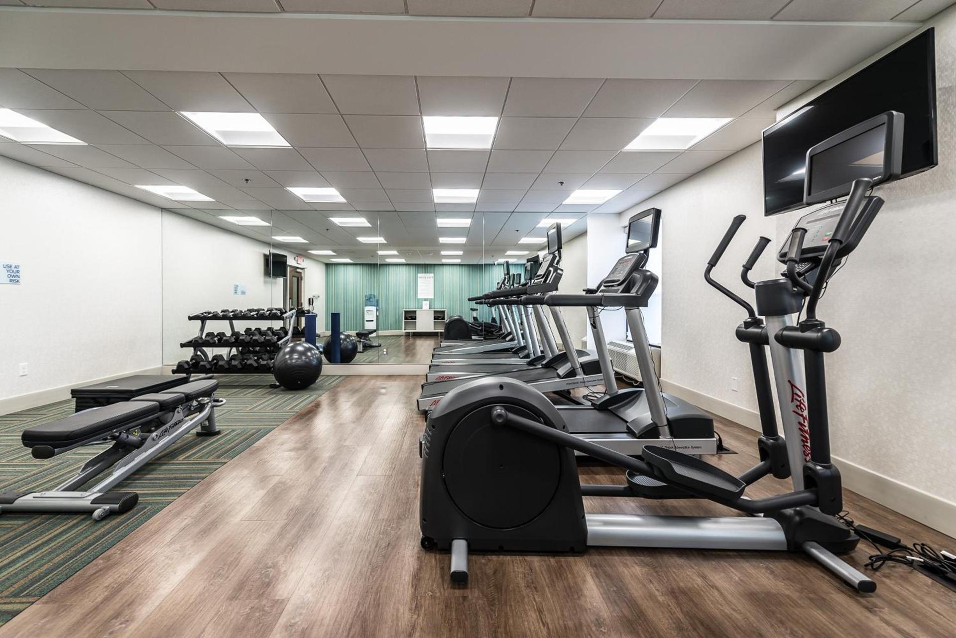 Holiday Inn Express Flint-Campus Area by IHG photo 17
