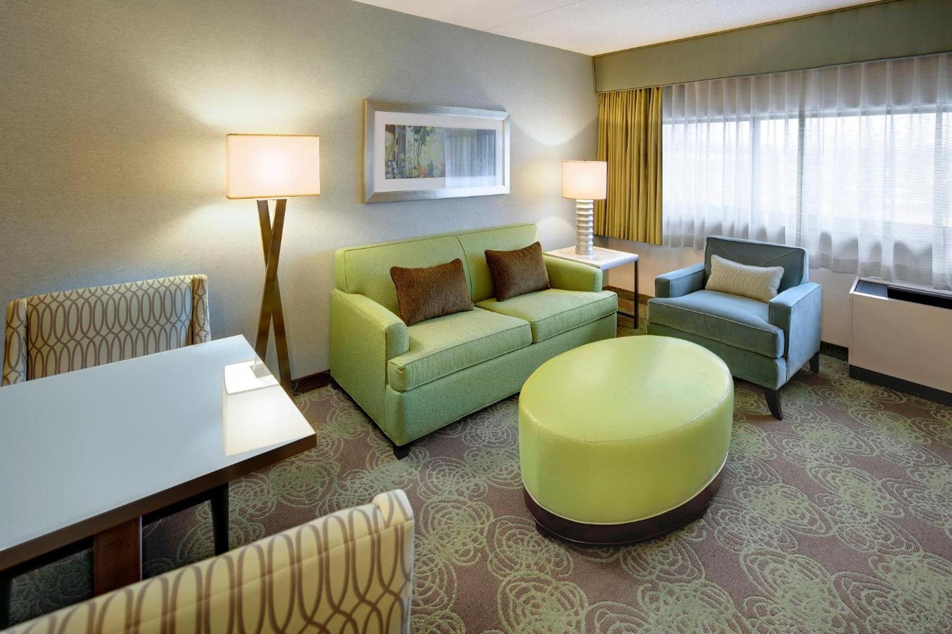 Crowne Plaza Lansing by IHG photo 59