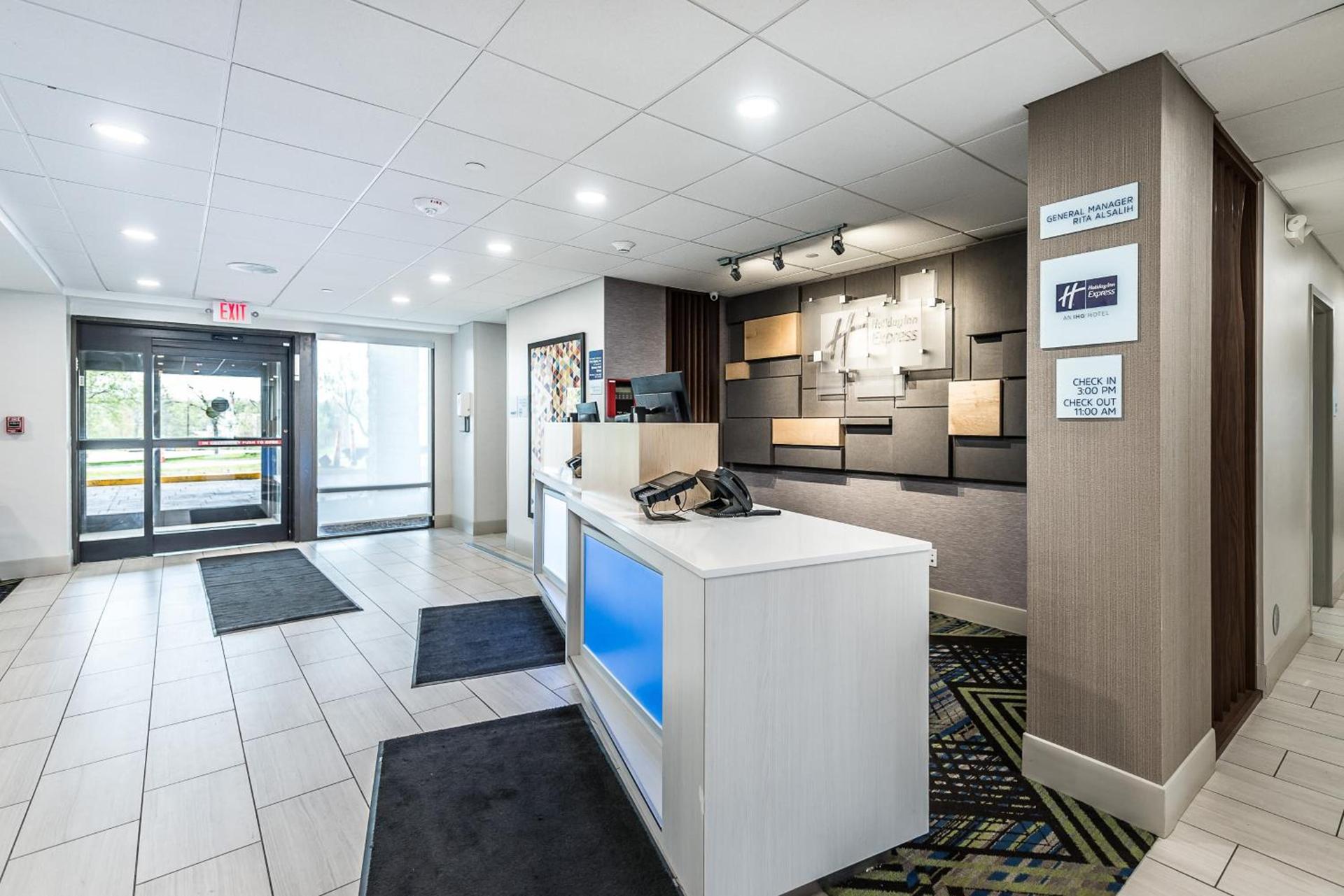 Holiday Inn Express Flint-Campus Area by IHG photo 4