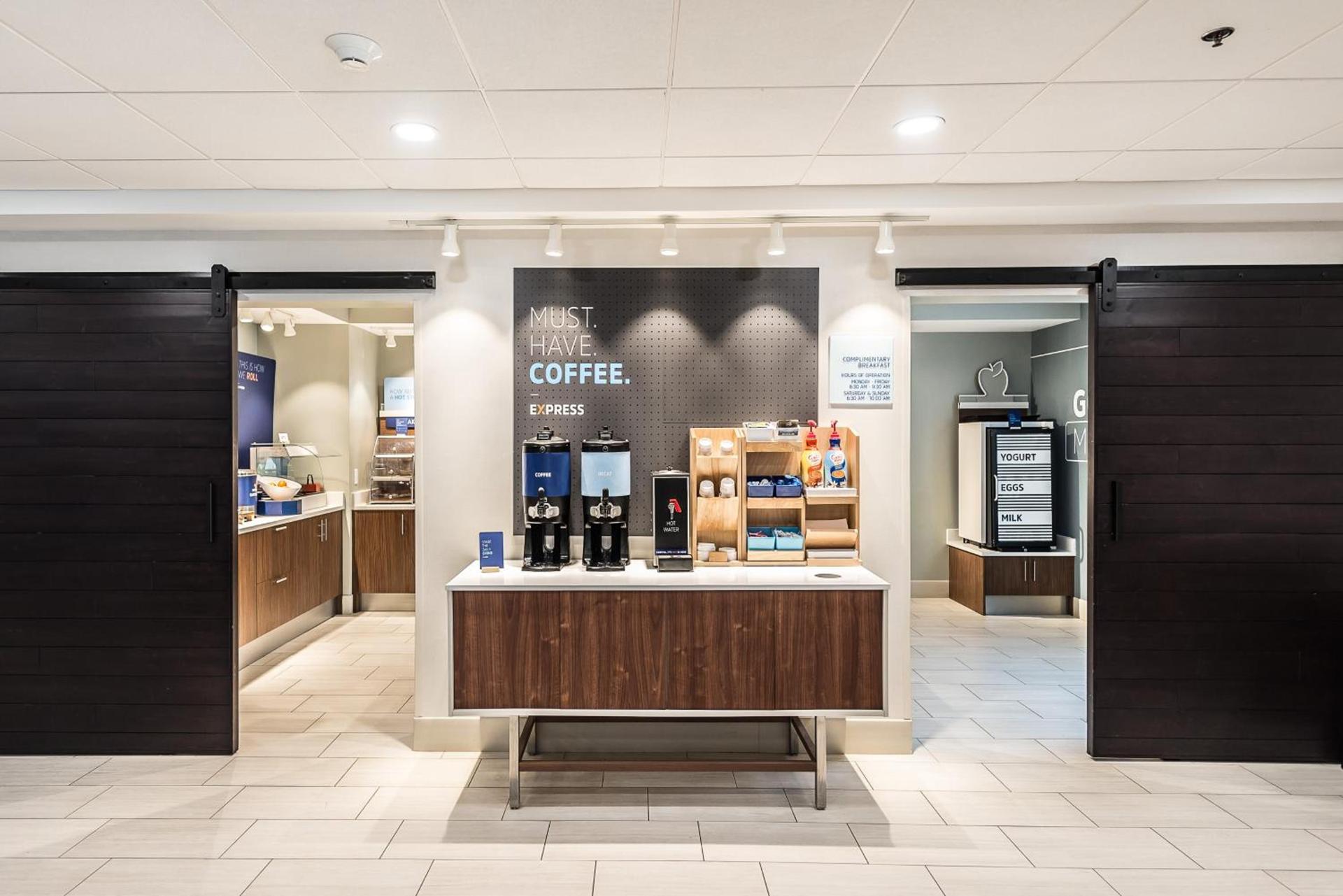 Holiday Inn Express Flint-Campus Area by IHG photo 14