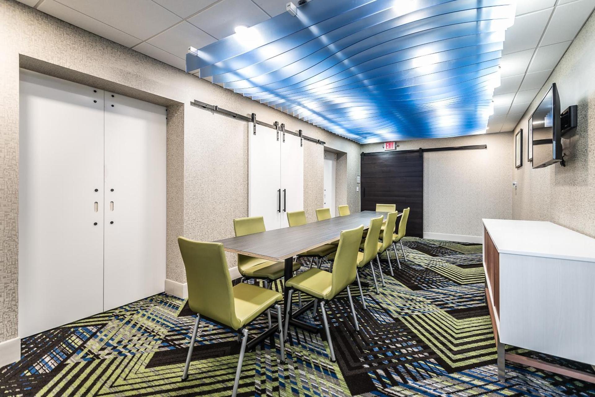 Holiday Inn Express Flint-Campus Area by IHG photo 20