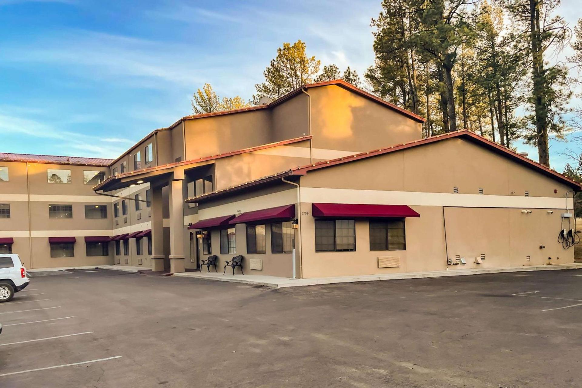 Comfort Inn & Suites Midtown photo 2
