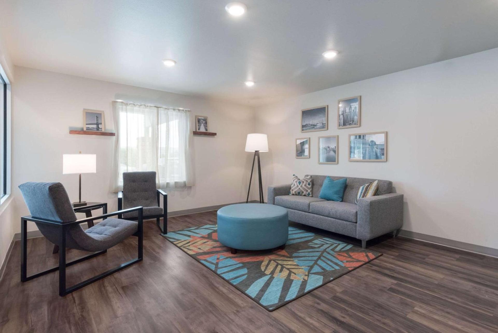 WoodSpring Suites Philadelphia Northeast photo 3