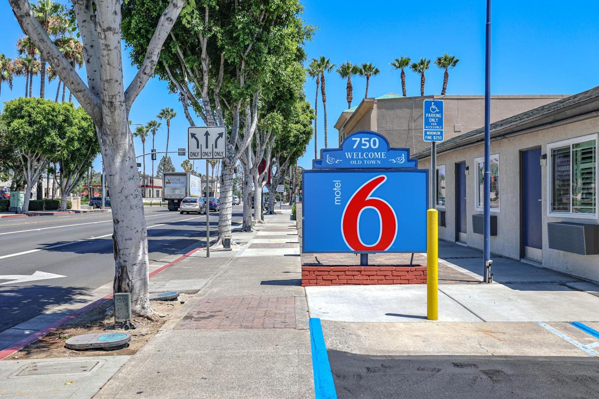 Motel 6, Tustin, Orange County-CA photo 14