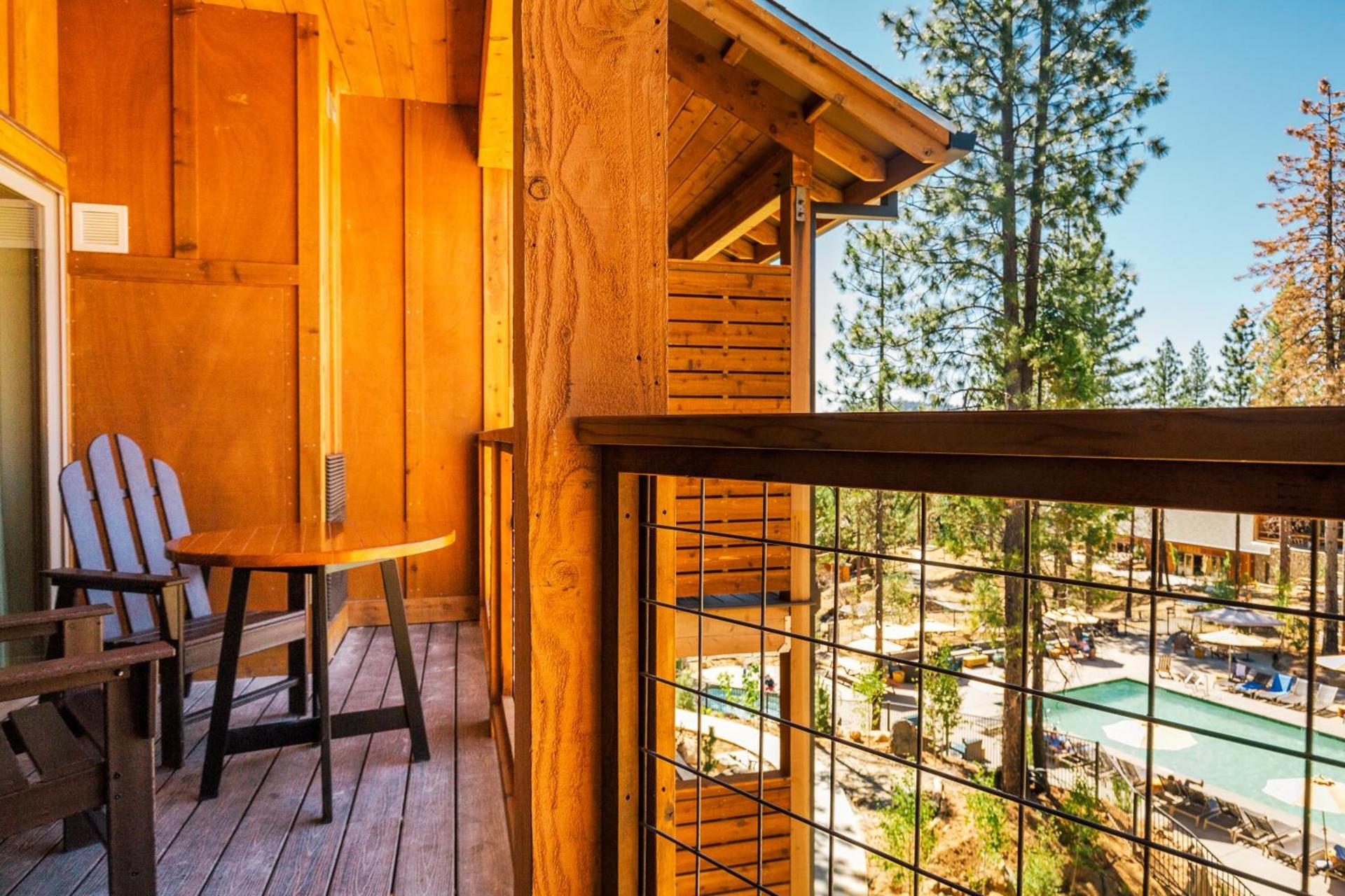 Rush Creek Lodge at Yosemite photo 32