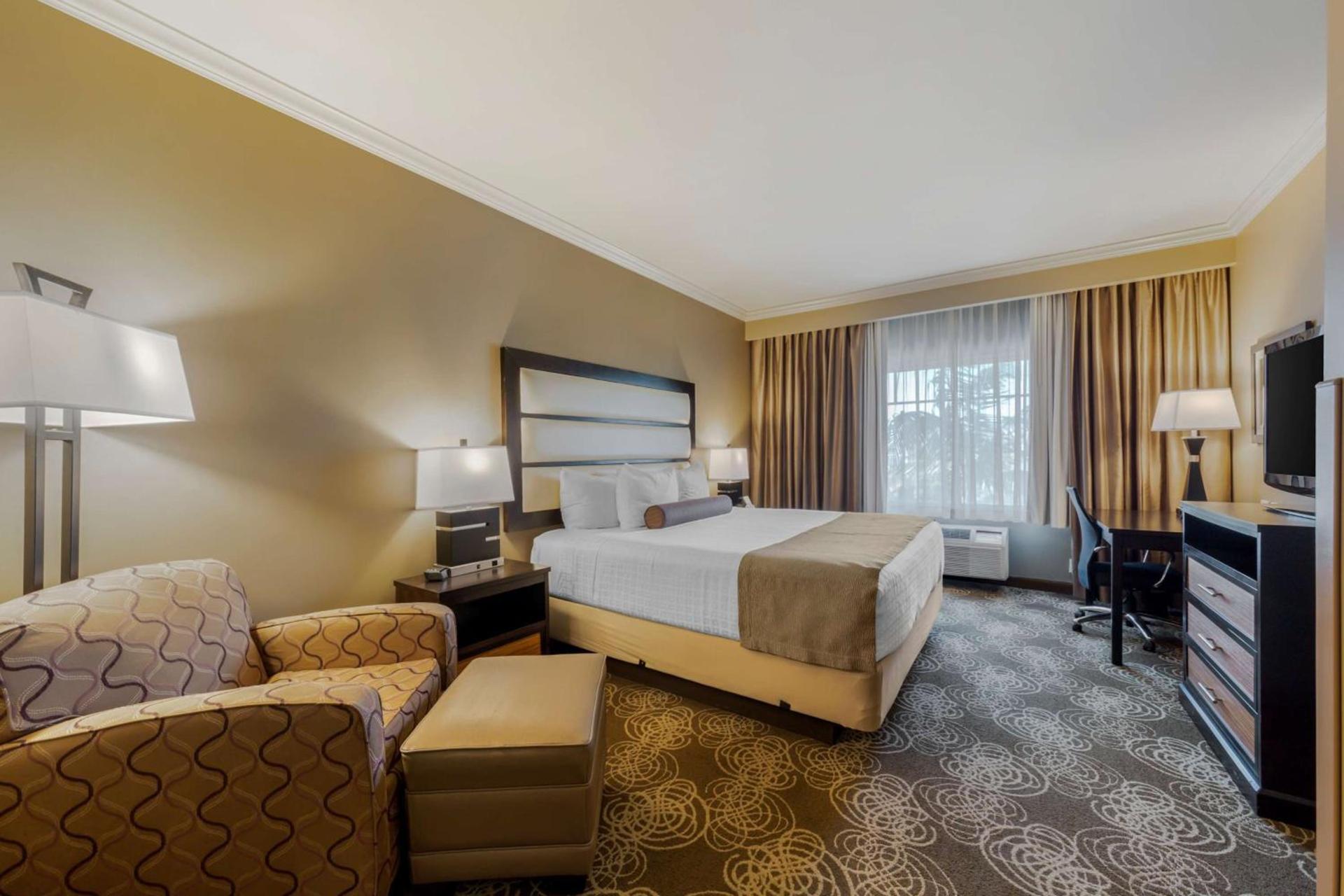 Best Western Plus Miami Airport North Hotel & Suites photo 23