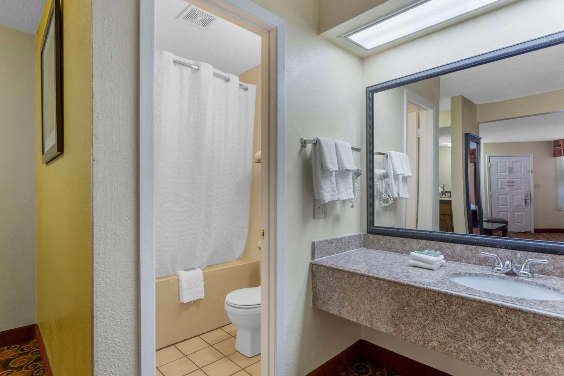 Best Western Benton Inn photo 25