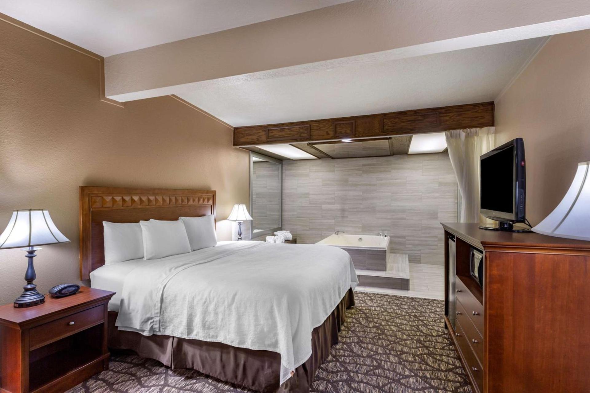 Best Western Dunmar Inn photo 19