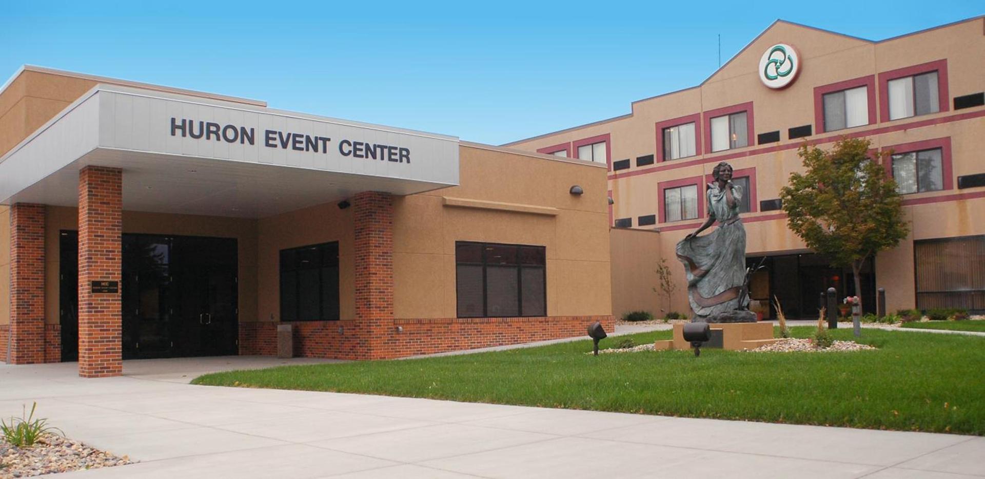Crossroads Hotel and Huron Event Center photo 4
