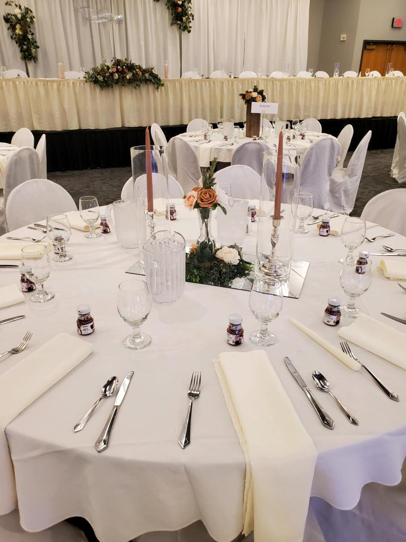 Crossroads Hotel and Huron Event Center photo 9
