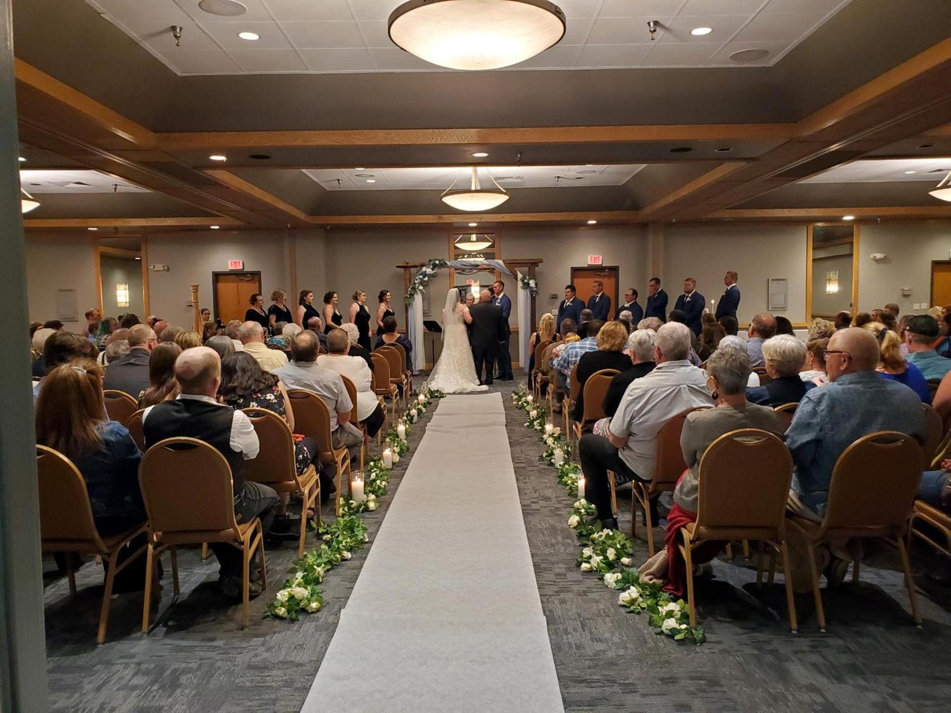 Crossroads Hotel and Huron Event Center photo 16