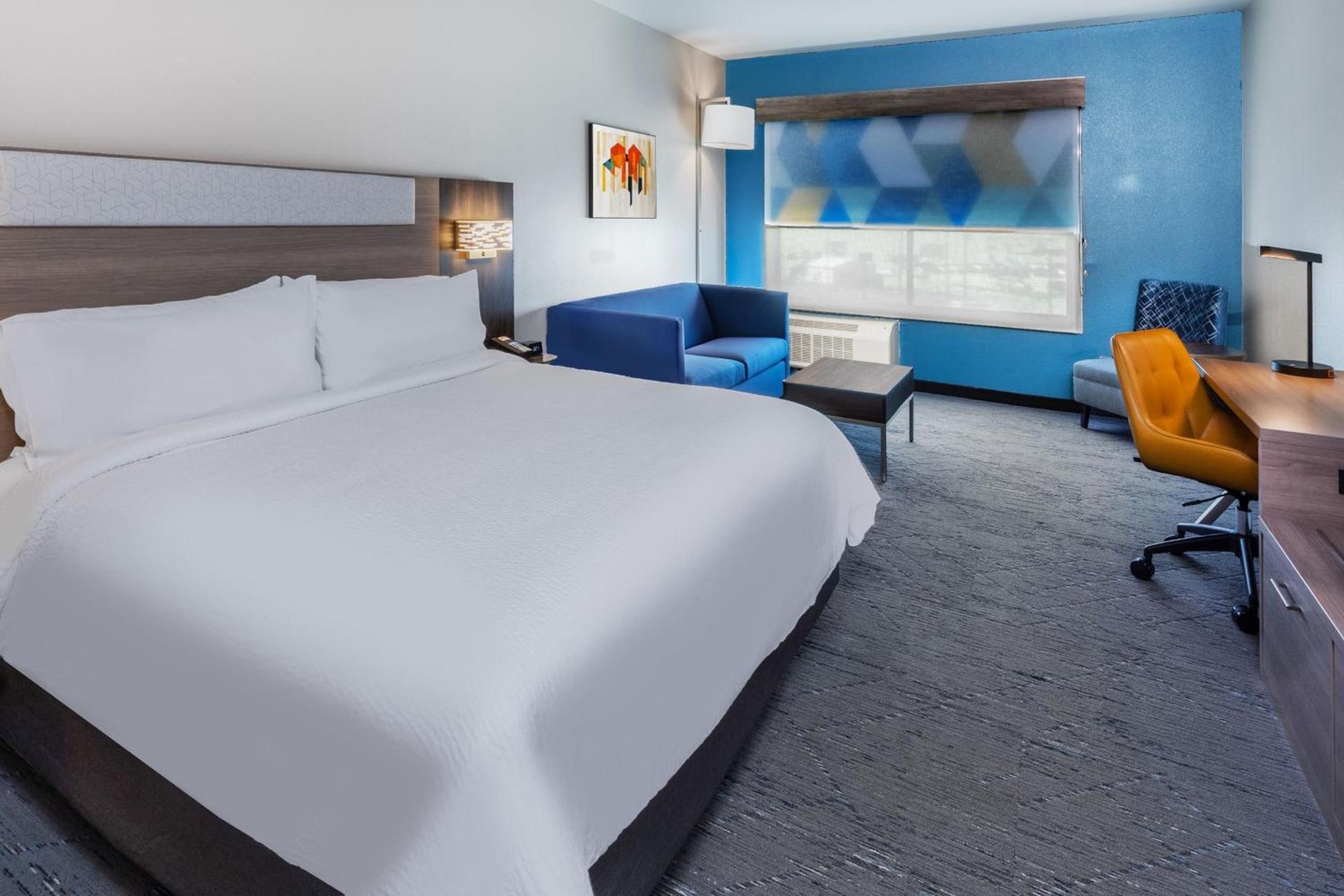 Holiday Inn Express & Suites - Houston SW - Rosenberg by IHG photo 14