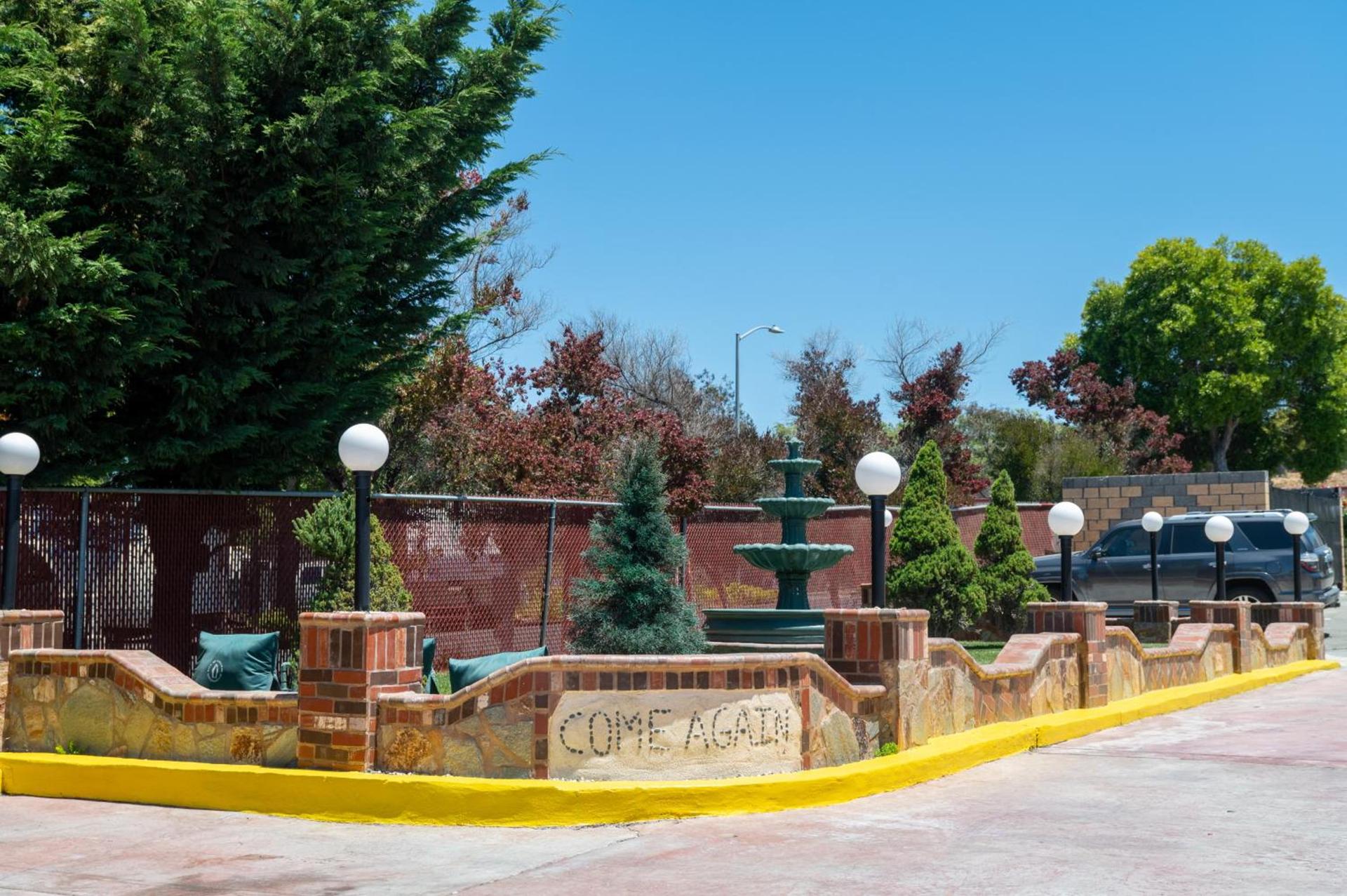 Motel 7 - Near Six Flags, Vallejo - Napa Valley photo 24