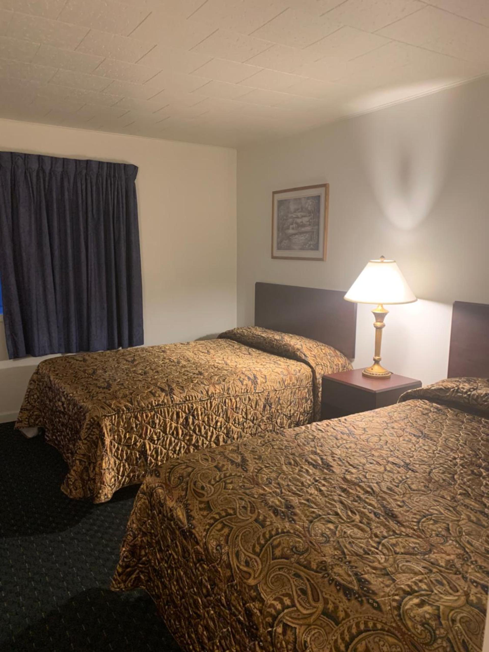 Monticello Inn - Monticello, Indiana photo 4