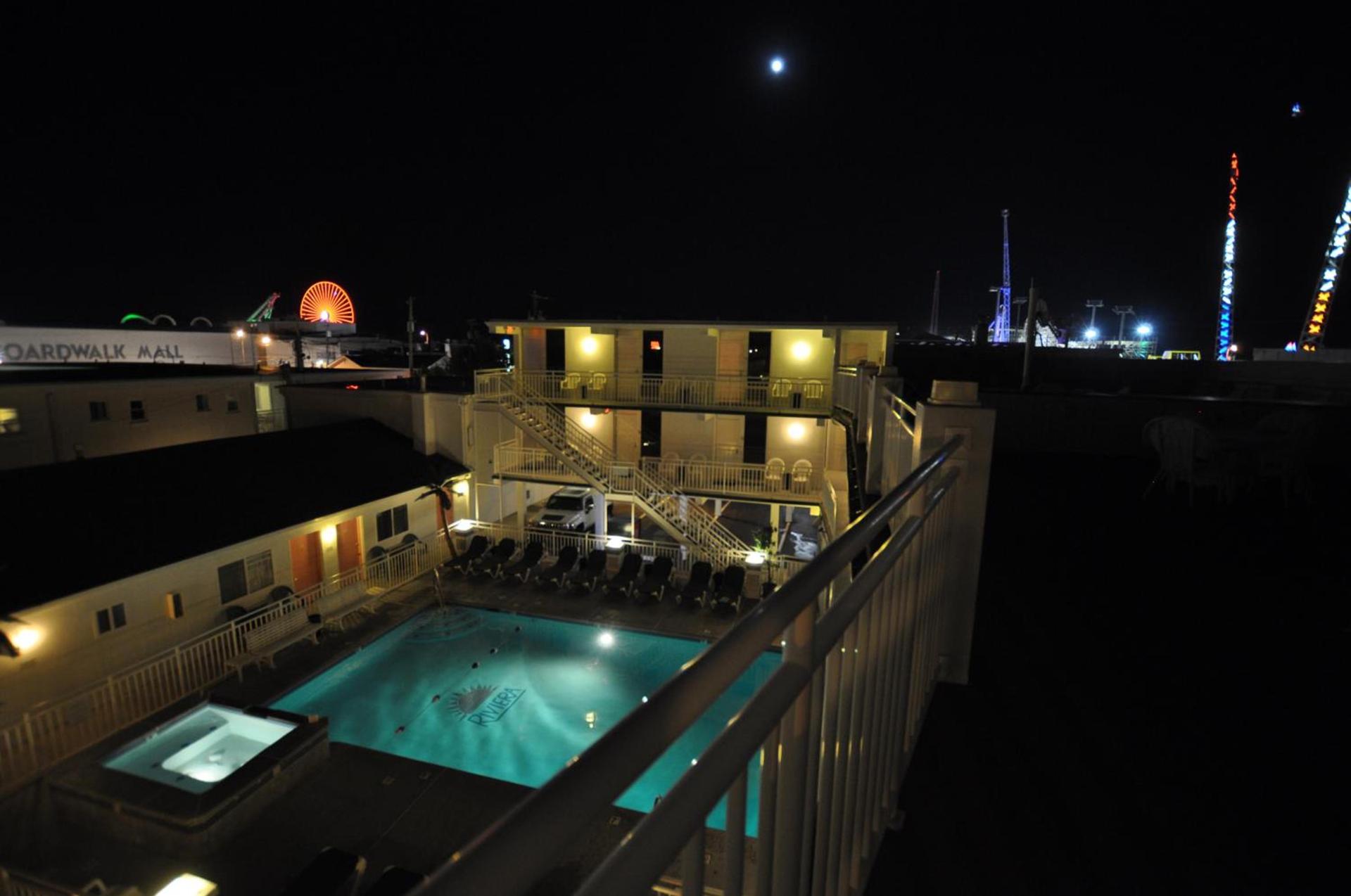 Riviera Resort & Suites photo 6