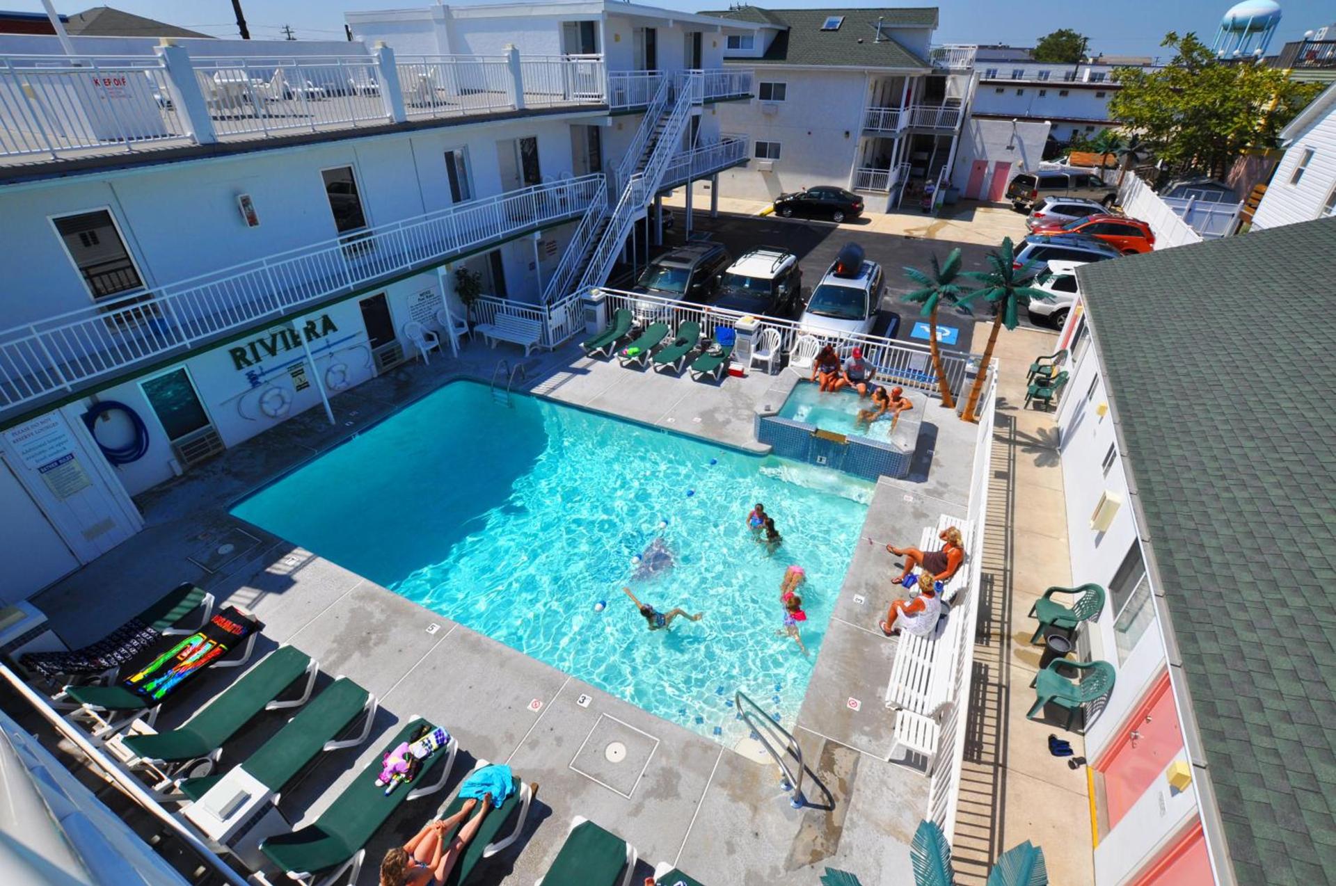 Riviera Resort & Suites photo 5