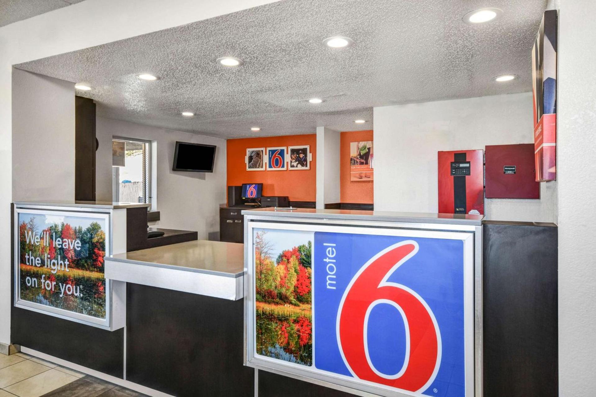 Motel 6-Memphis, TN - Downtown photo 4