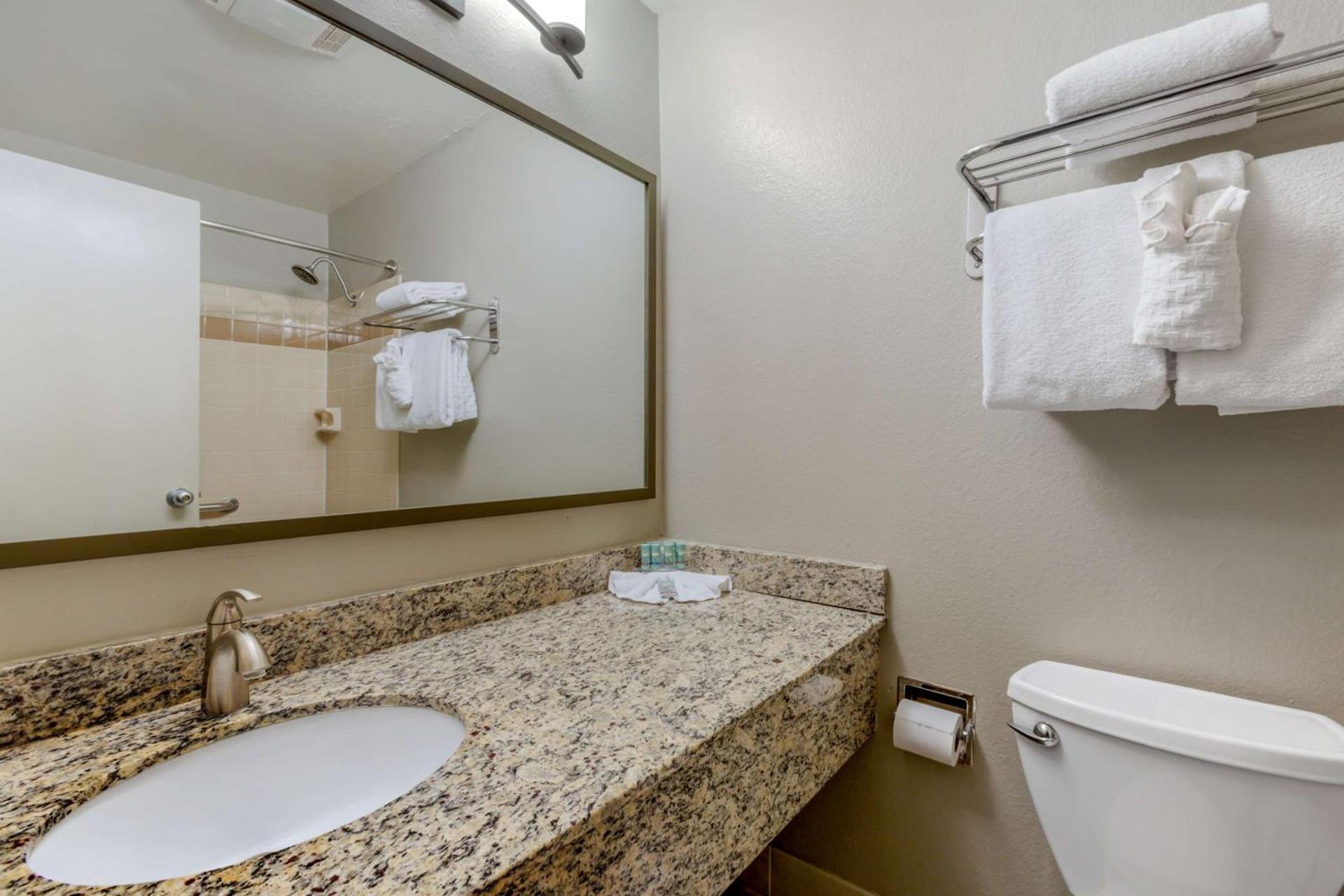 Best Western Pecos Inn photo 29
