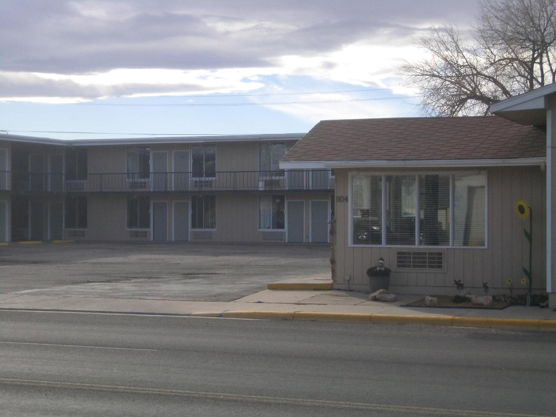 Laramie Valley Inn photo 7
