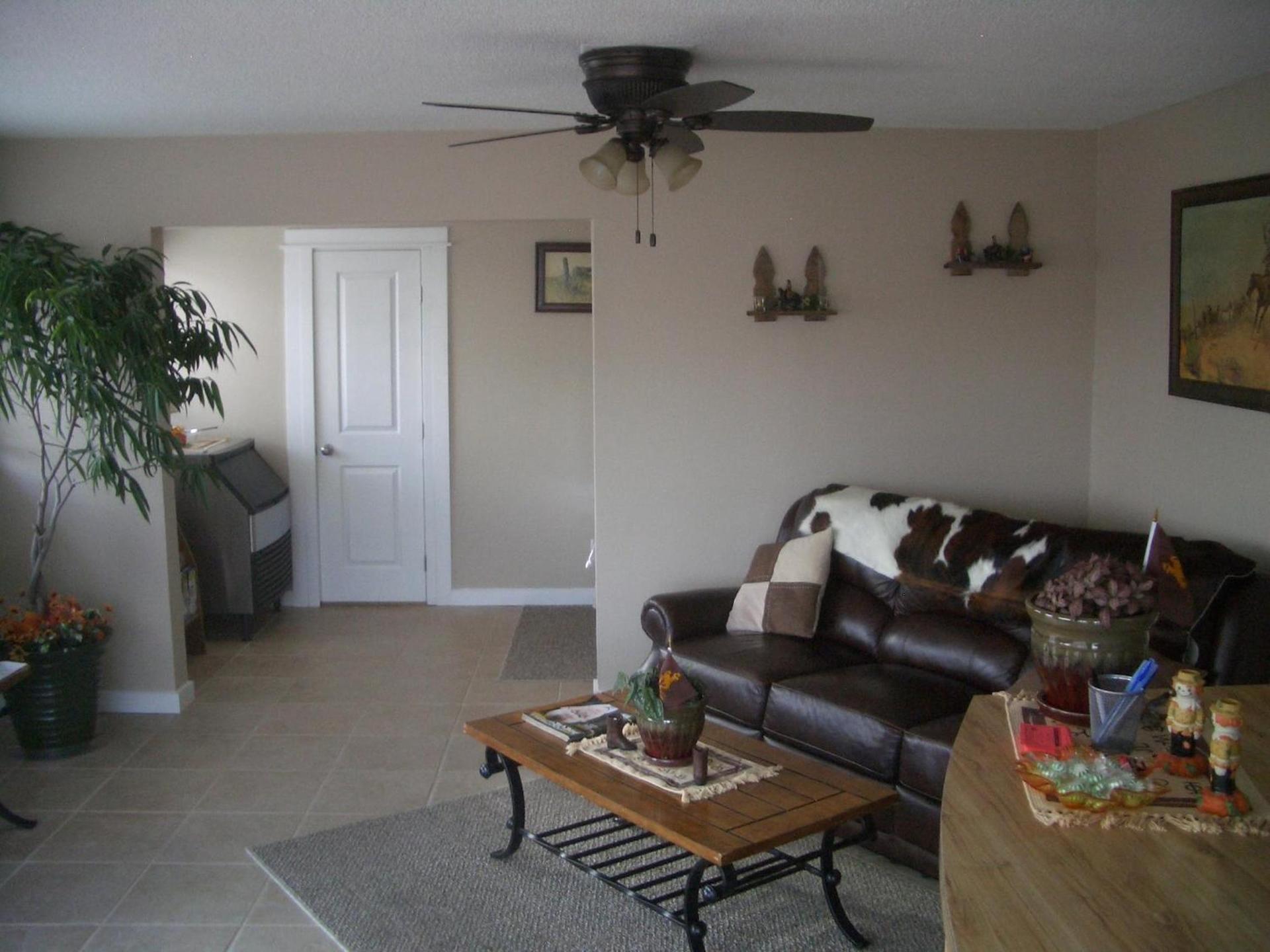 Laramie Valley Inn photo 9