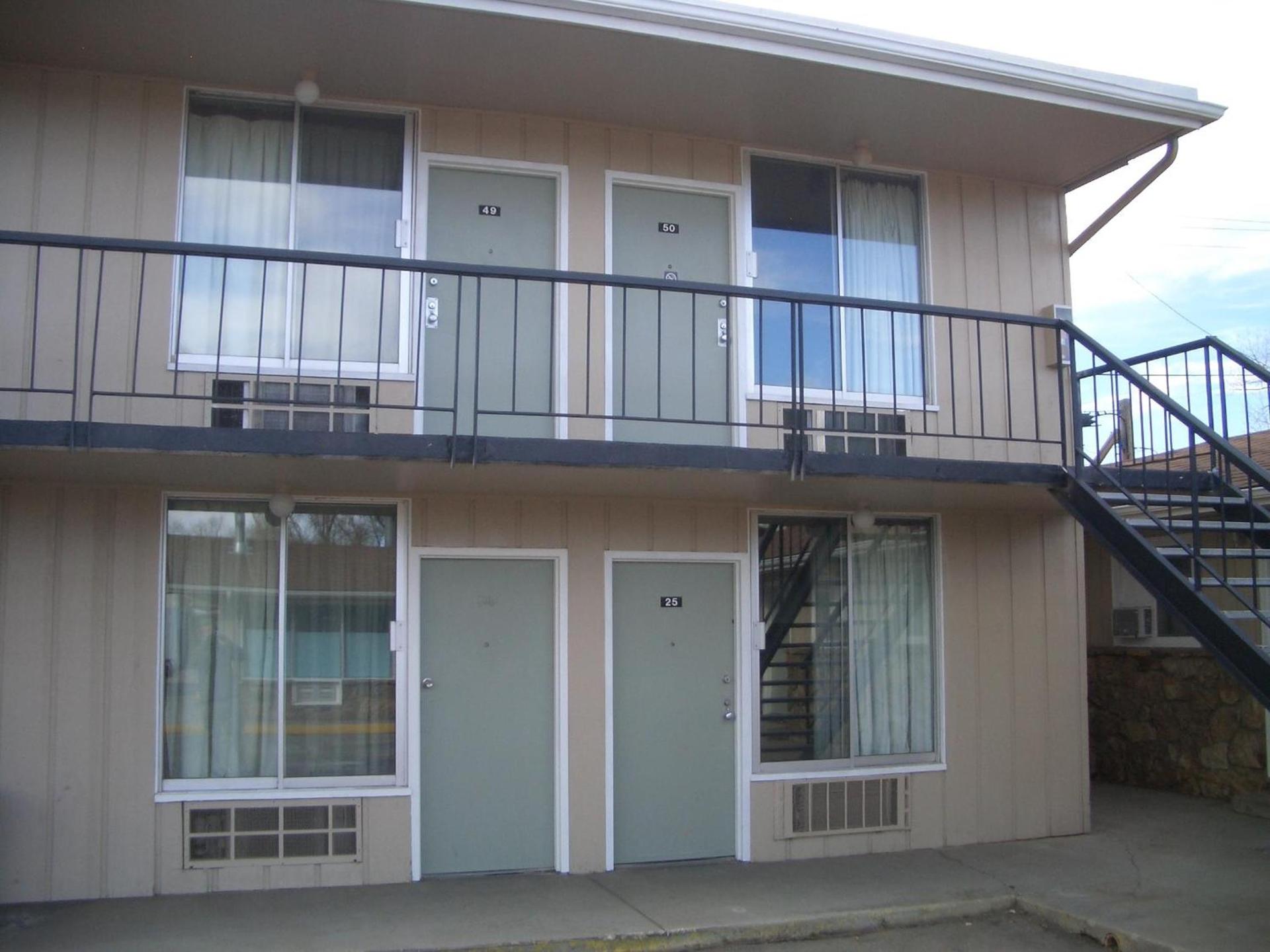 Laramie Valley Inn photo 11