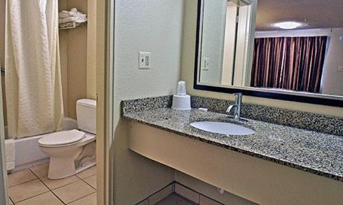 Motel 6-Washington, DC - Convention Center photo 4