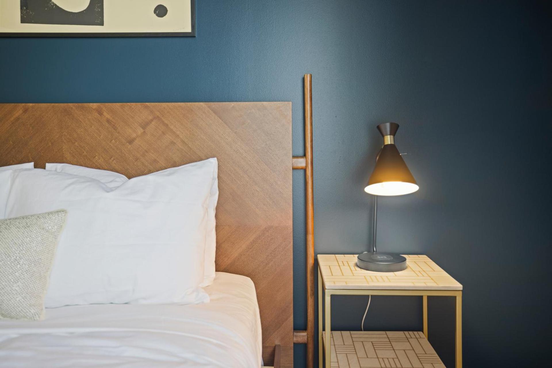 Placemakr Premier SoBro photo 36