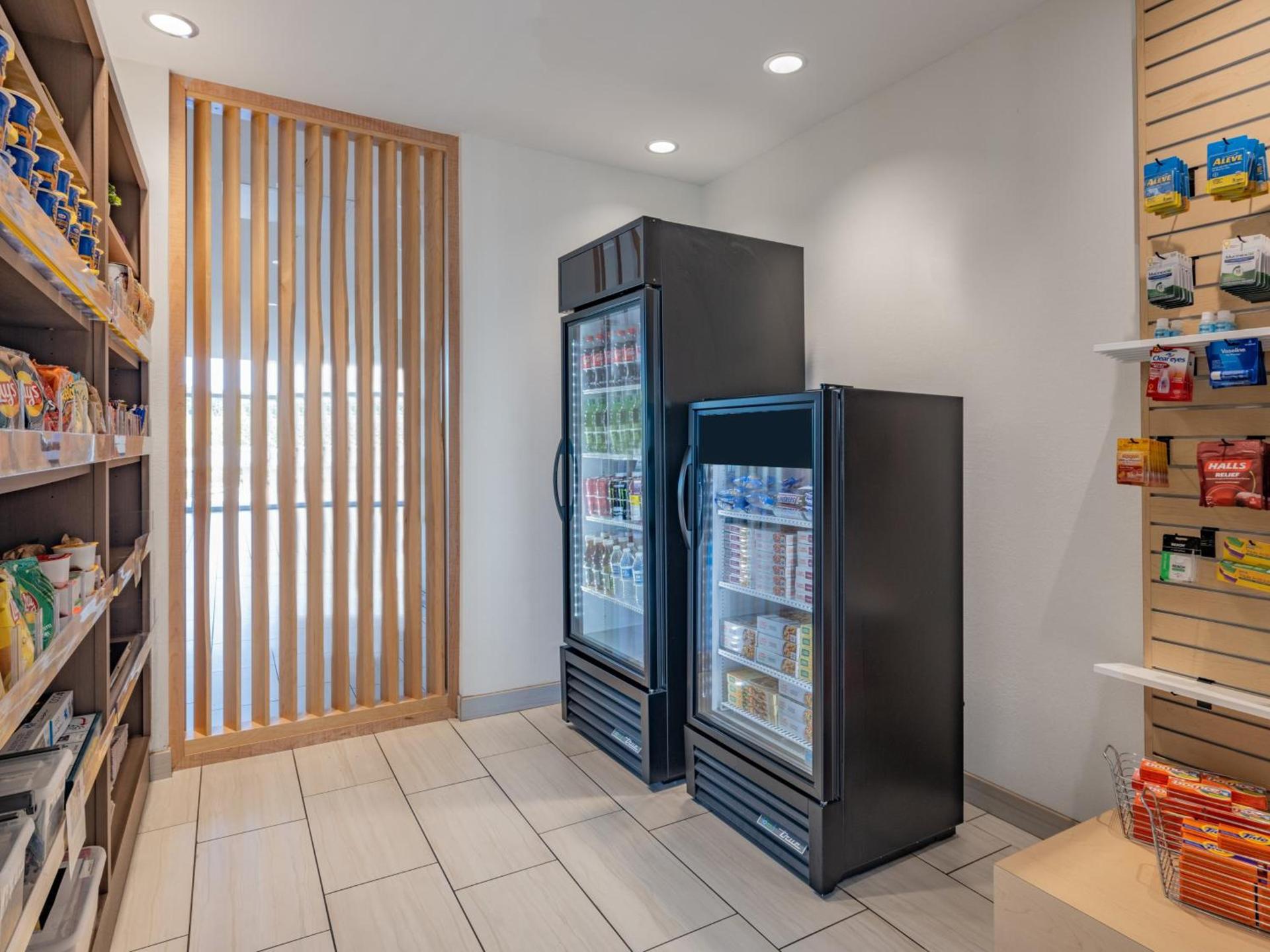 Holiday Inn Express & Suites - Ruskin by IHG photo 14