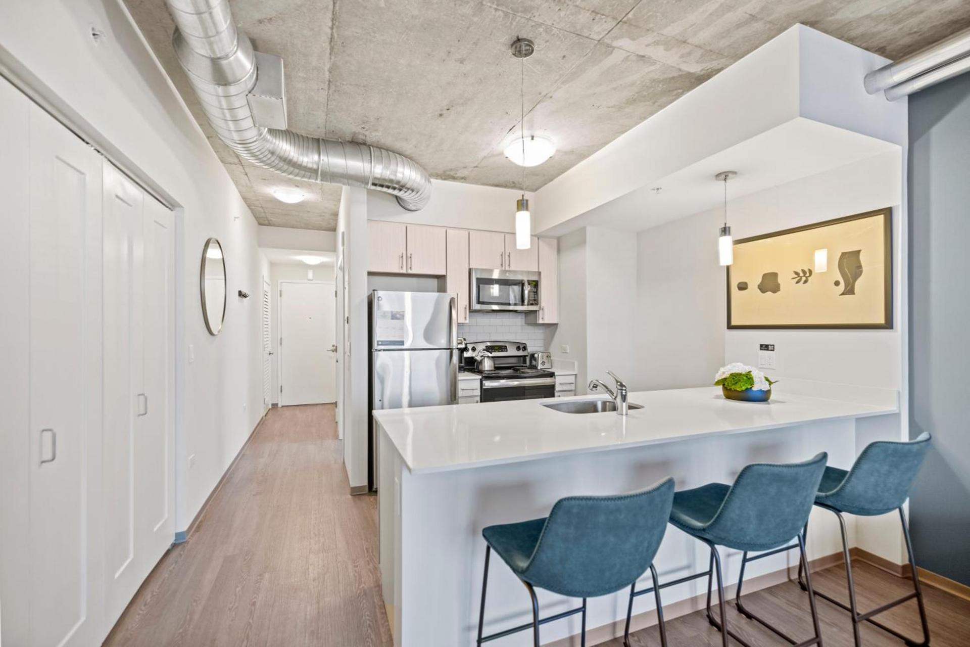 Placemakr Premier SoBro photo 58