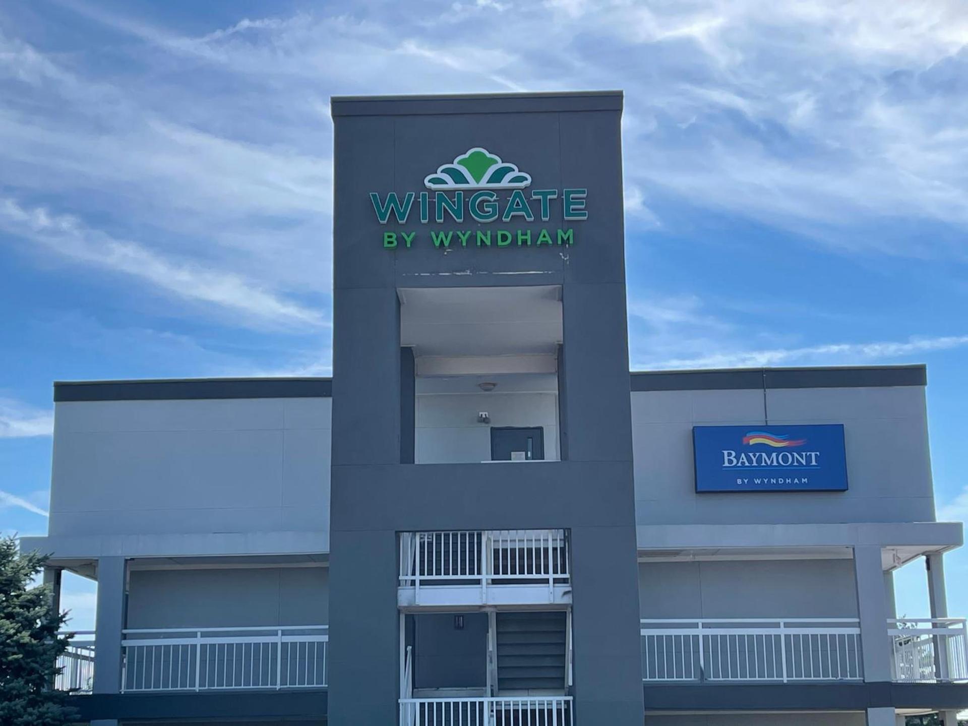 Baymont by Wyndham Dayton North photo 10