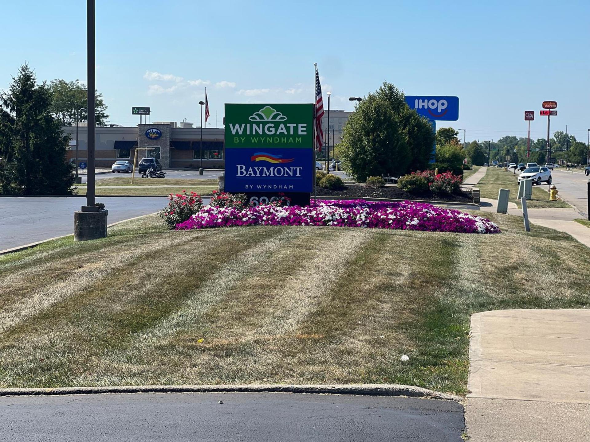 Baymont by Wyndham Dayton North photo 8